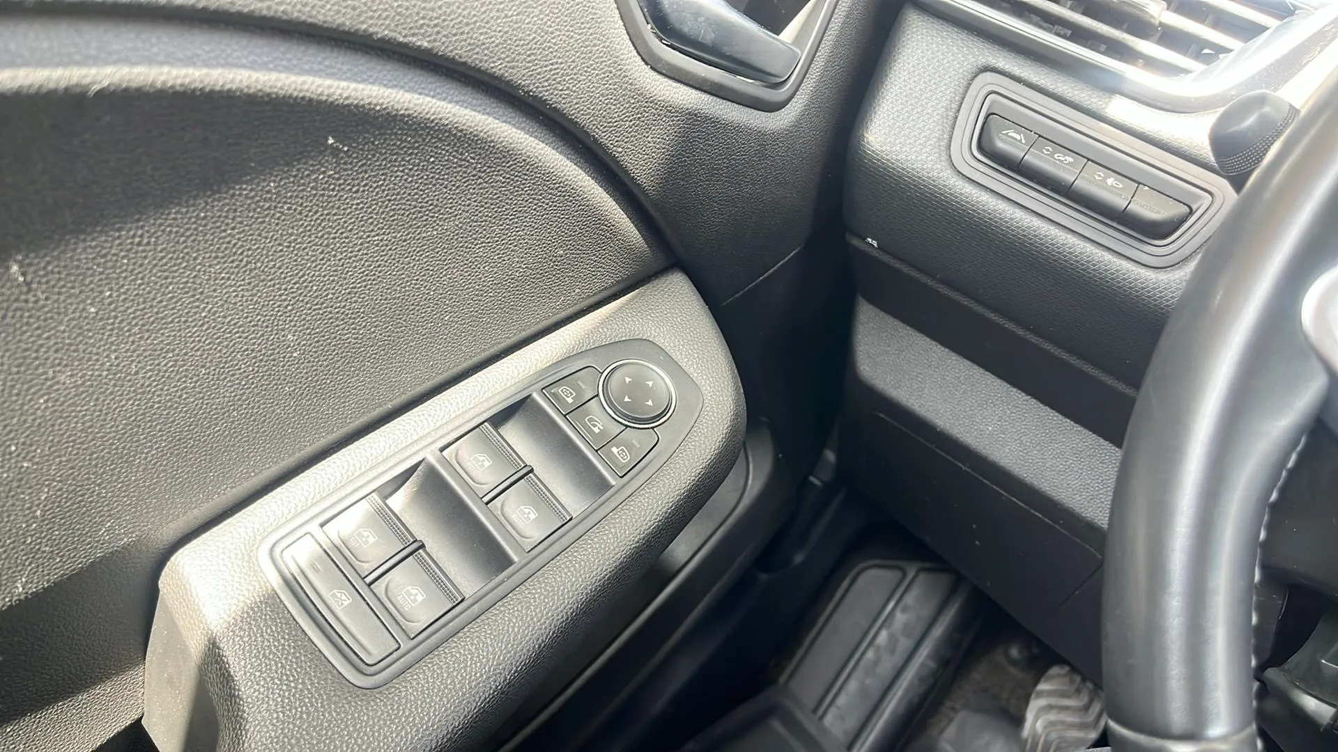 Renault Clio Business TCe - foto 22
