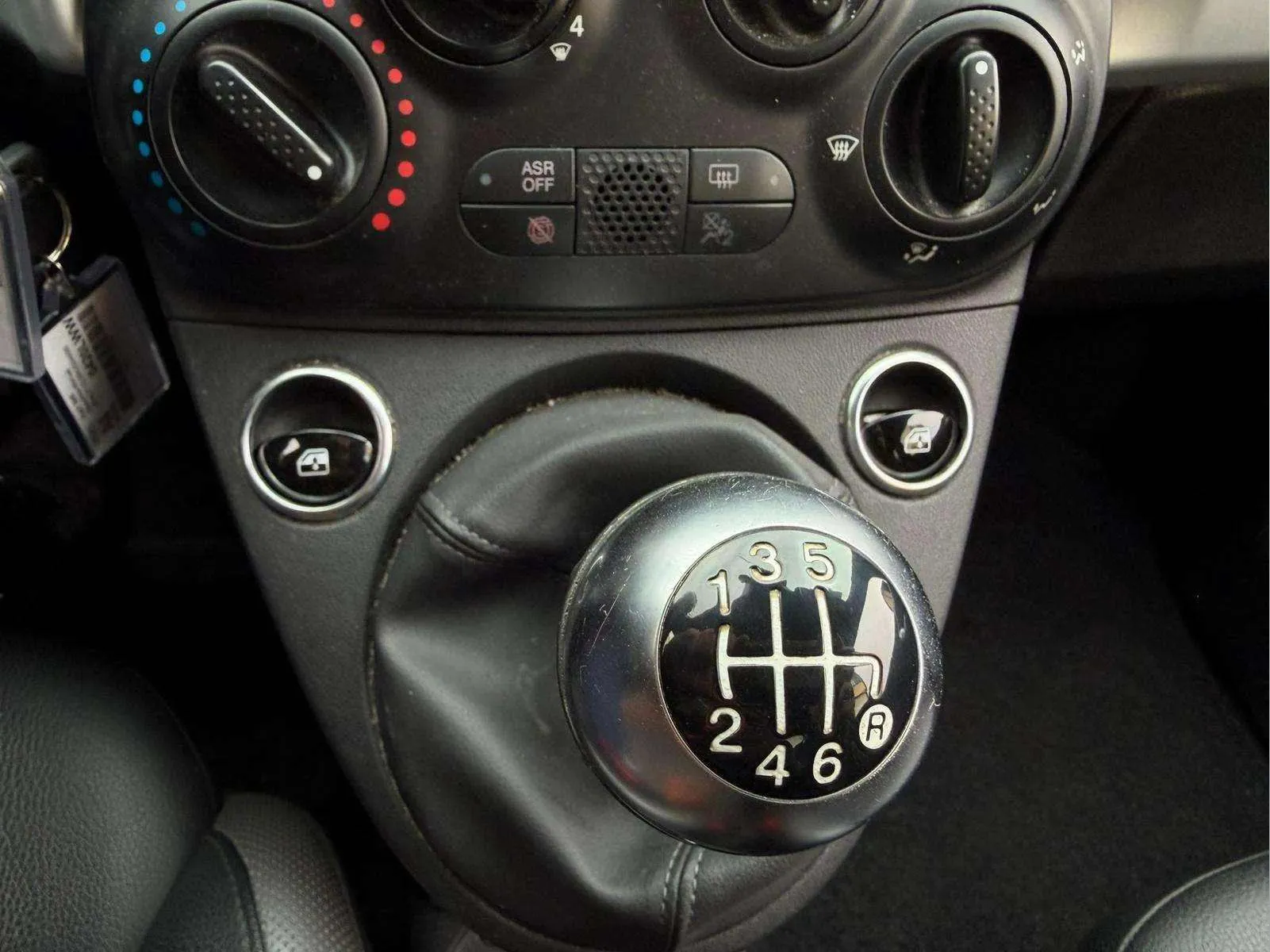 Fiat 500 Connect 1.0 Hybrid - foto 14