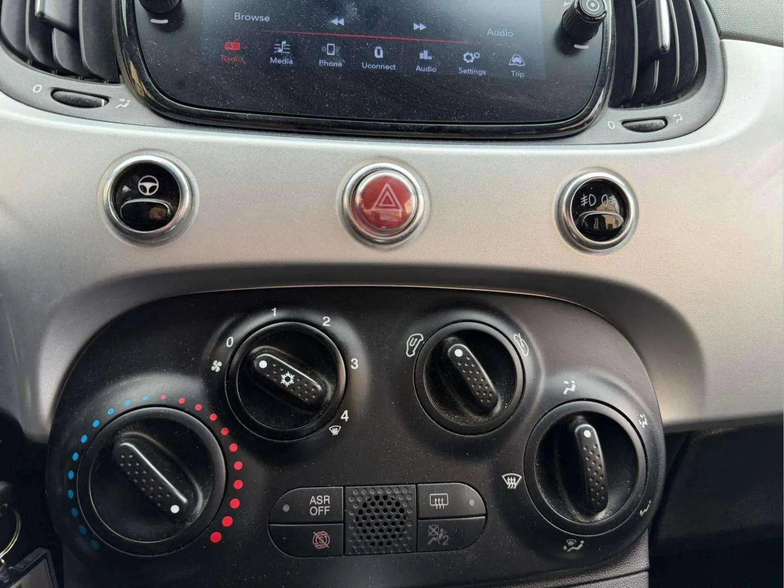 Fiat 500 Connect 1.0 Hybrid - foto 13