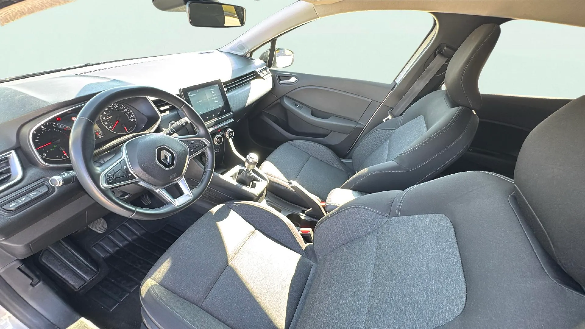 Renault Clio Business TCe - foto 9