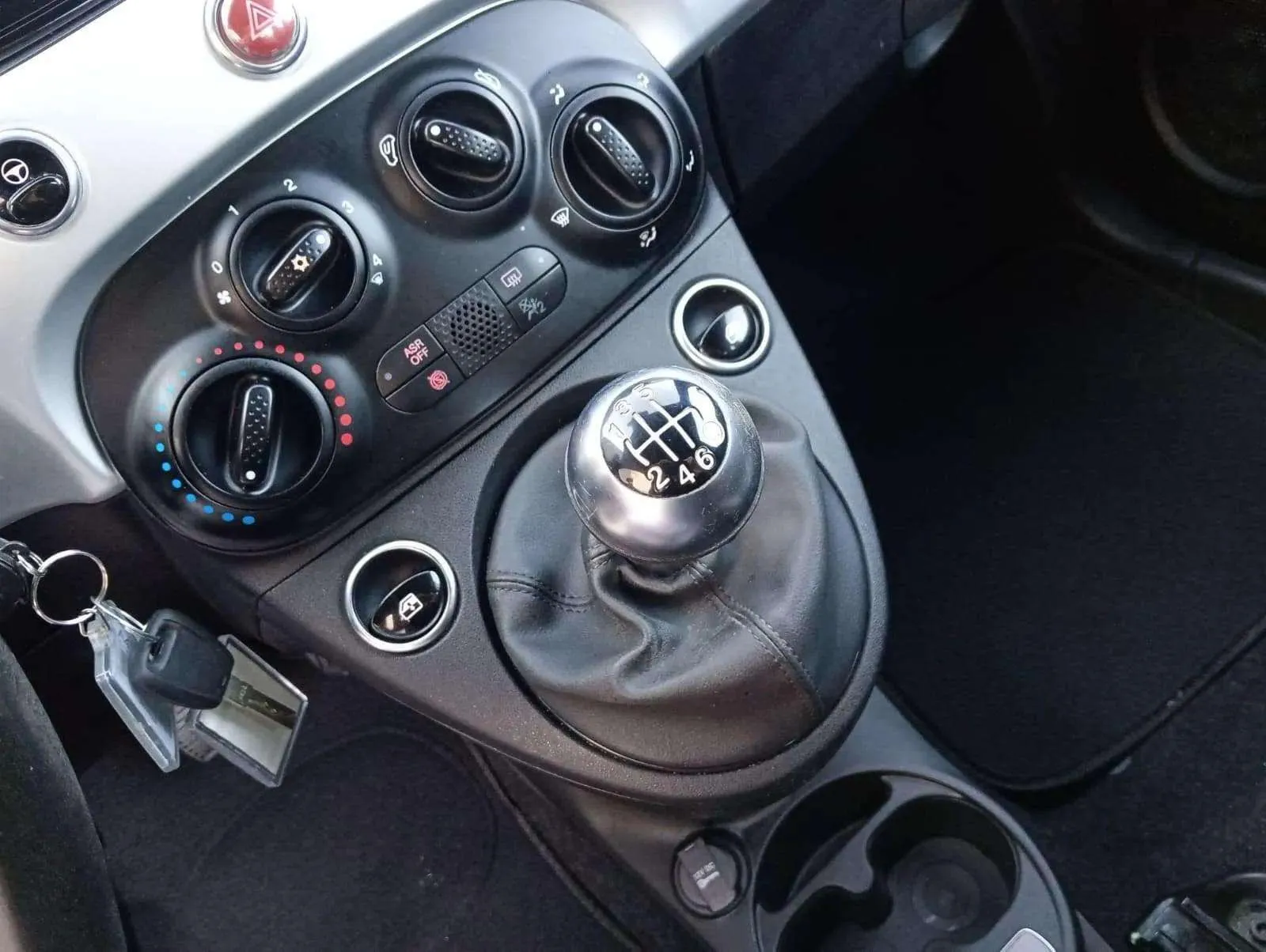 Fiat 500 Connect 1.0 Hybrid - foto 8