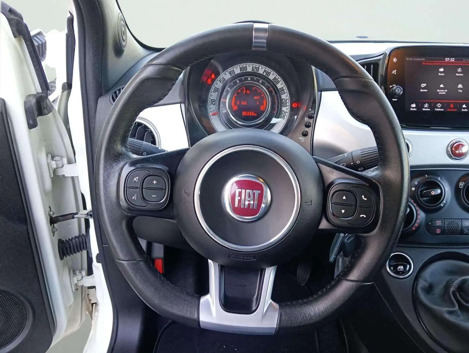 Fiat 500 Connect 1.0 Hybrid - foto 7