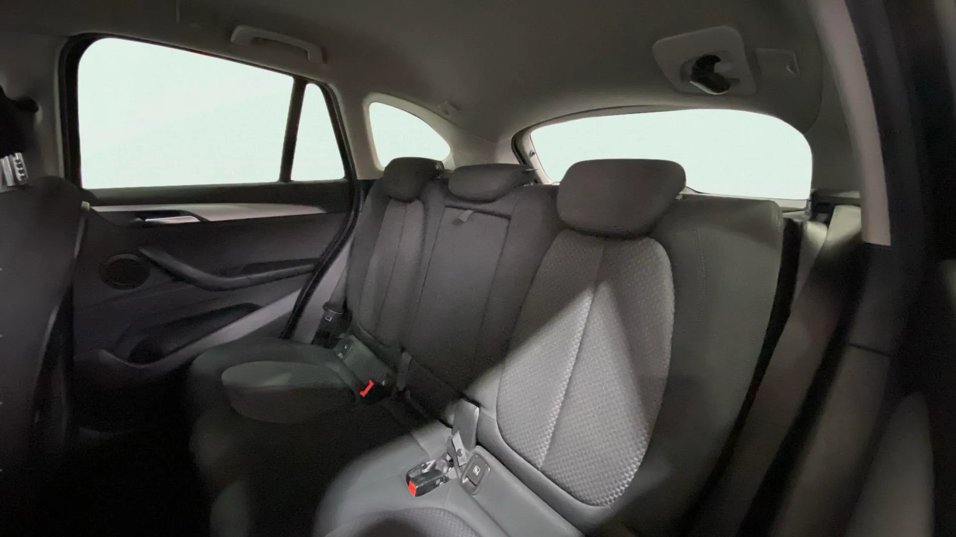 BMW X1 xDrive20dA - foto 14