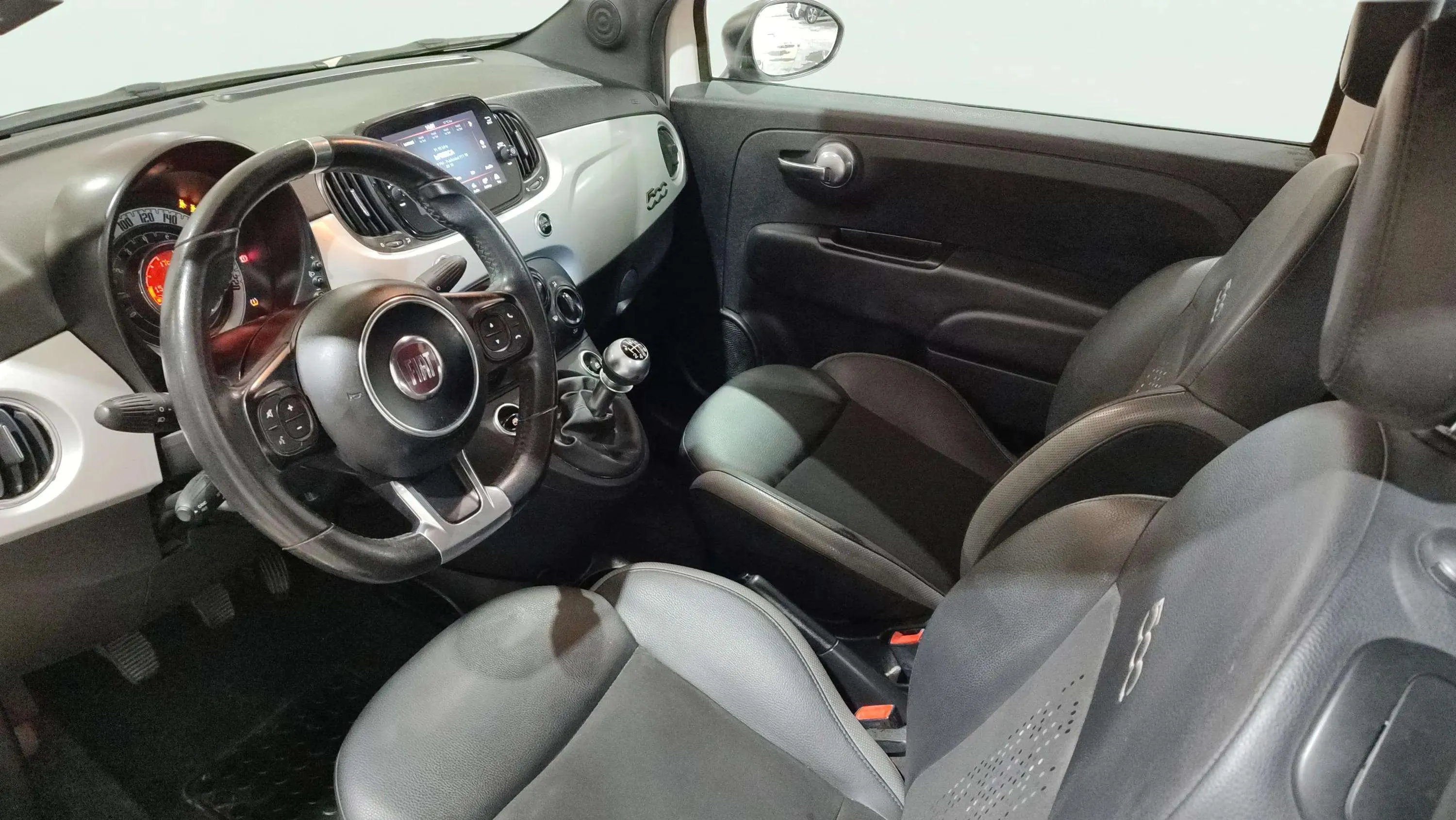Fiat 500 Connect 1.0 Hybrid - foto 7