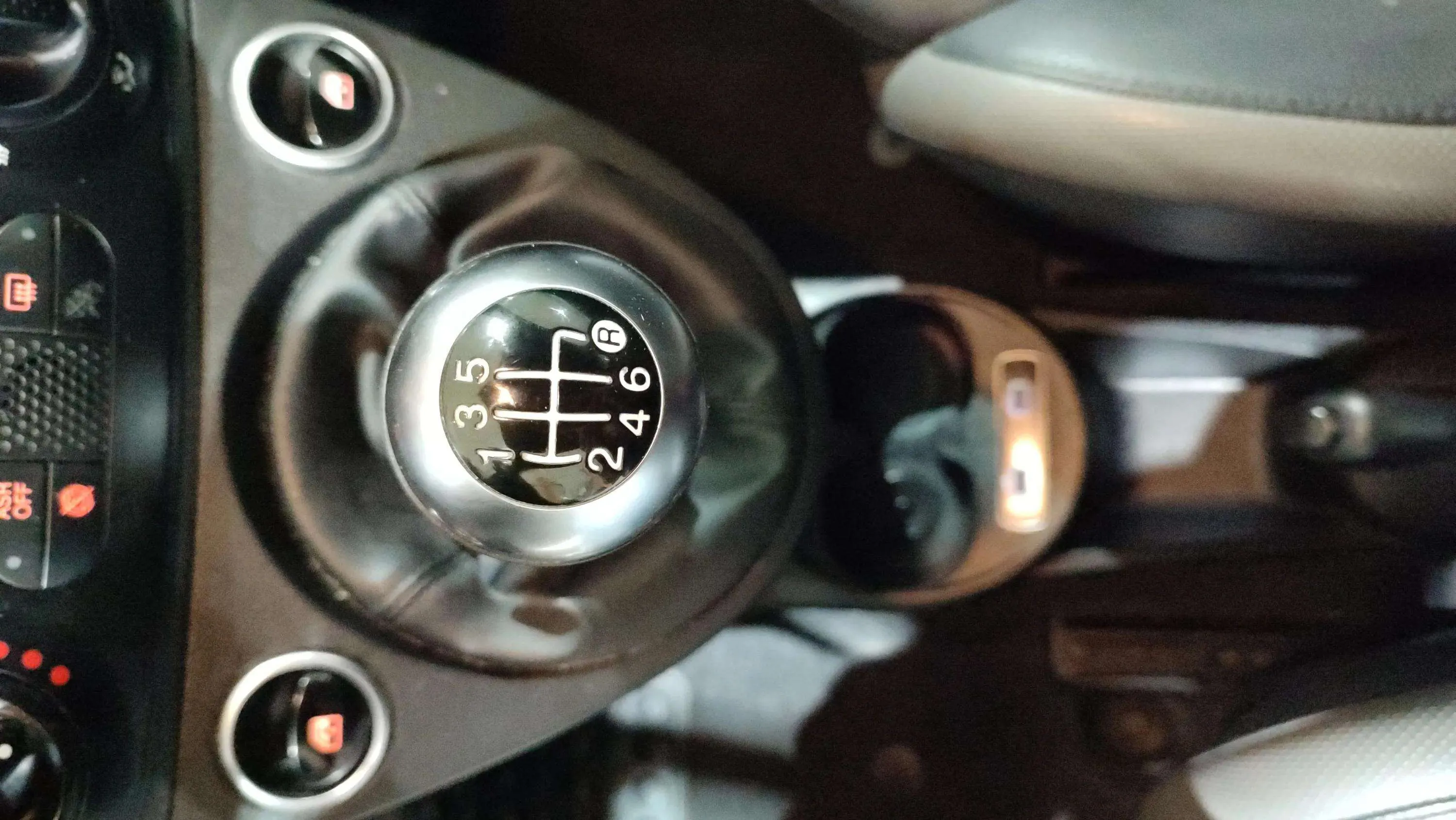 Fiat 500 Connect 1.0 Hybrid - foto 17