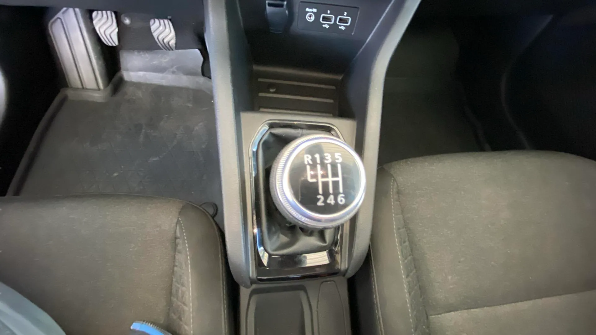 Renault Clio Business TCe - foto 23