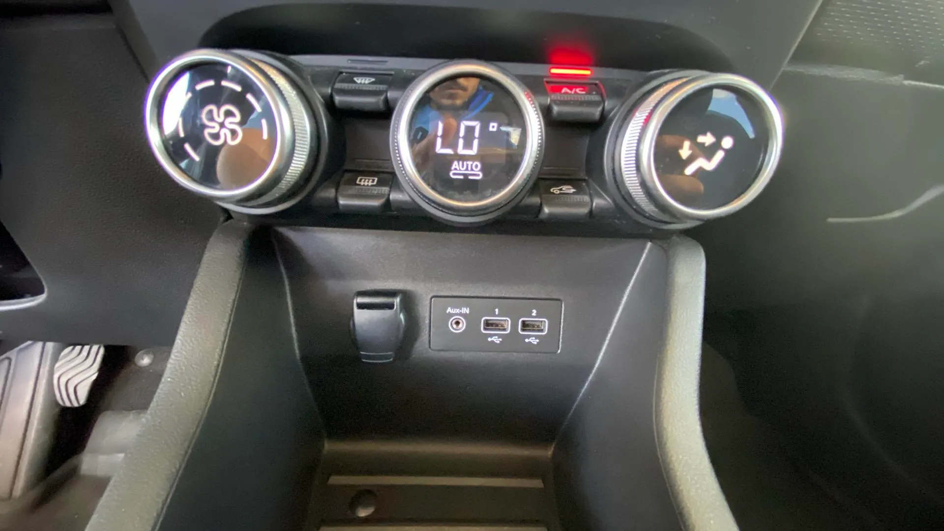 Renault Clio Business TCe - foto 22