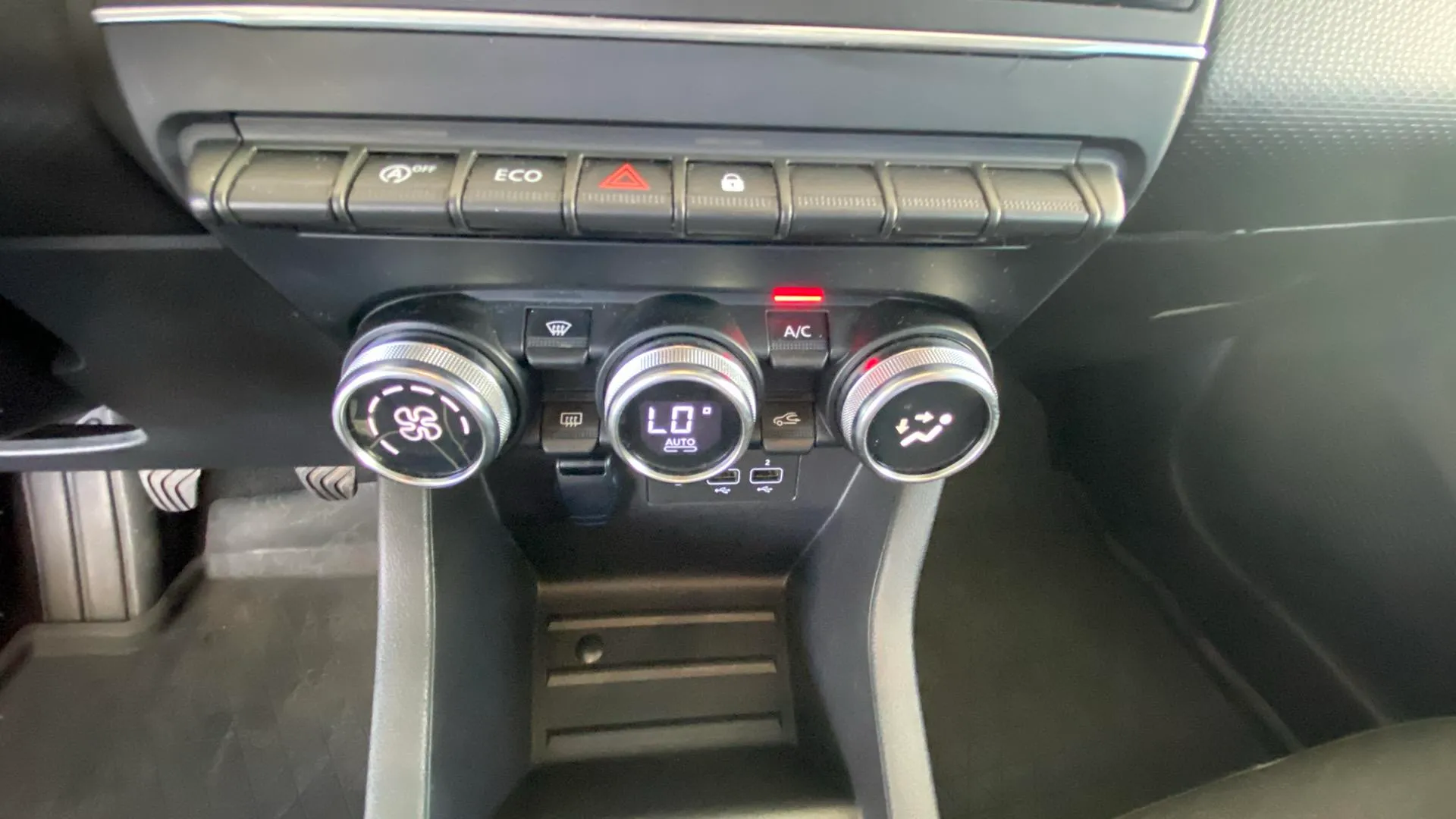 Renault Clio Business TCe - foto 21
