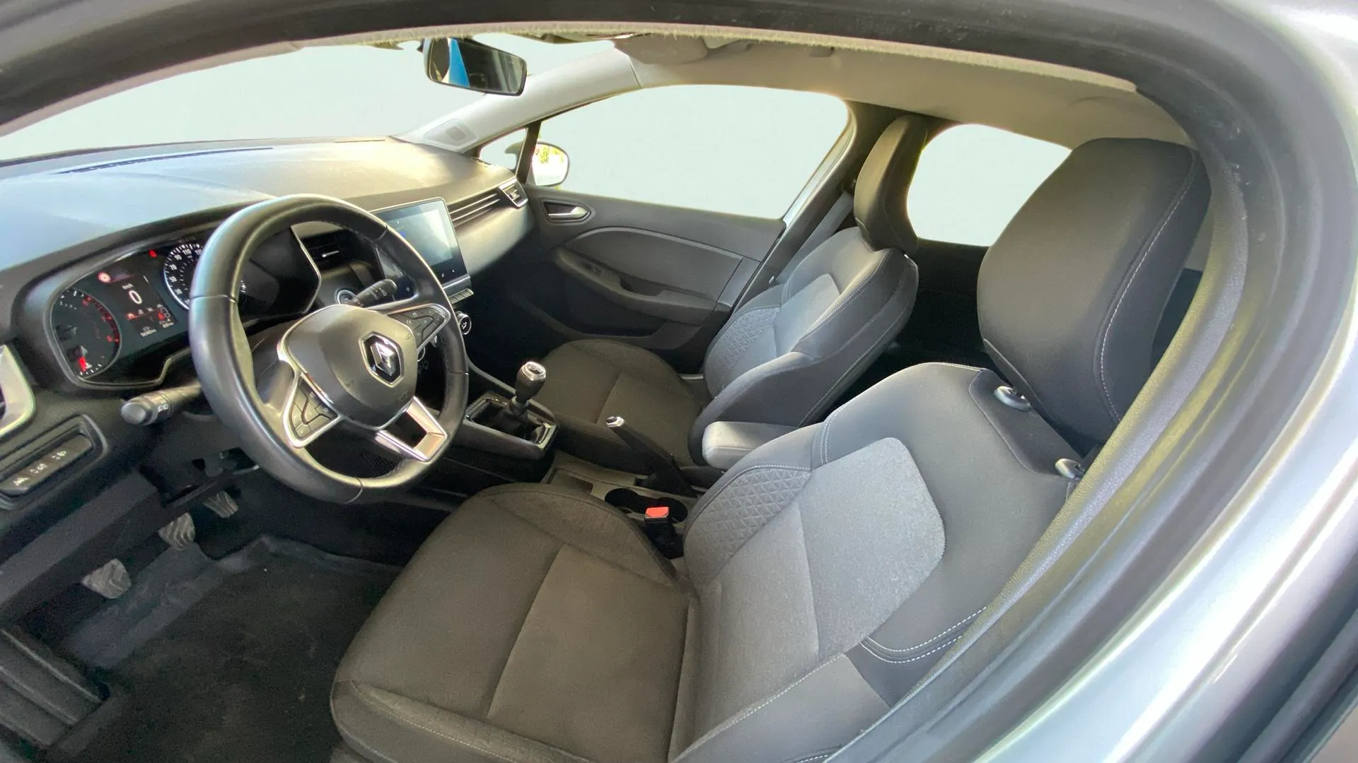 Renault Clio Business TCe - foto 25