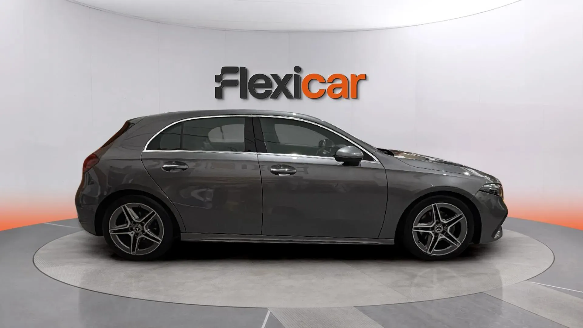 Mercedes-Benz Clase A A 200 d - foto 4