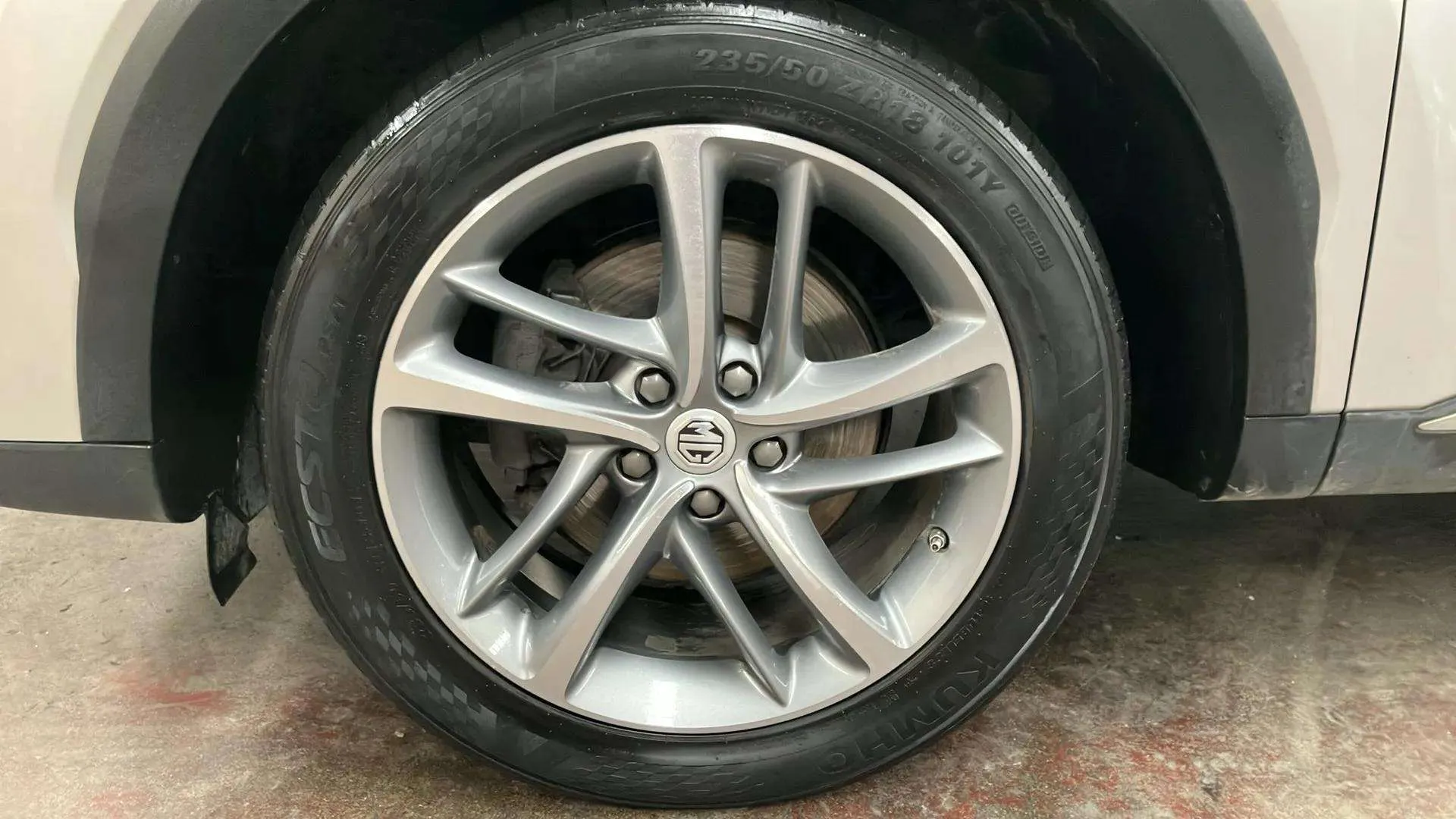 MG HS 1.5 Turbo GDI Luxury DCT - foto 20