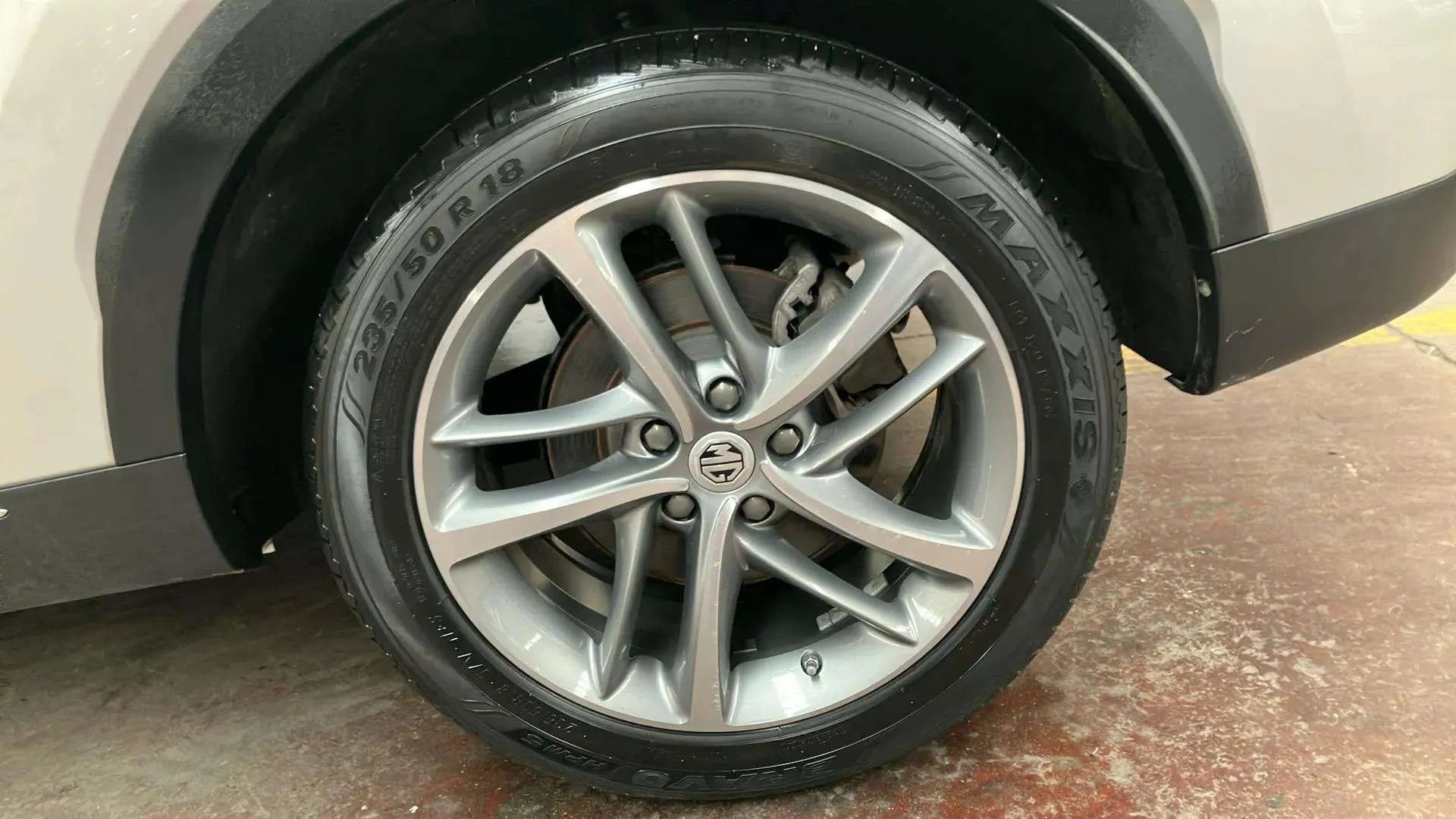 MG HS 1.5 Turbo GDI Luxury DCT - foto 19