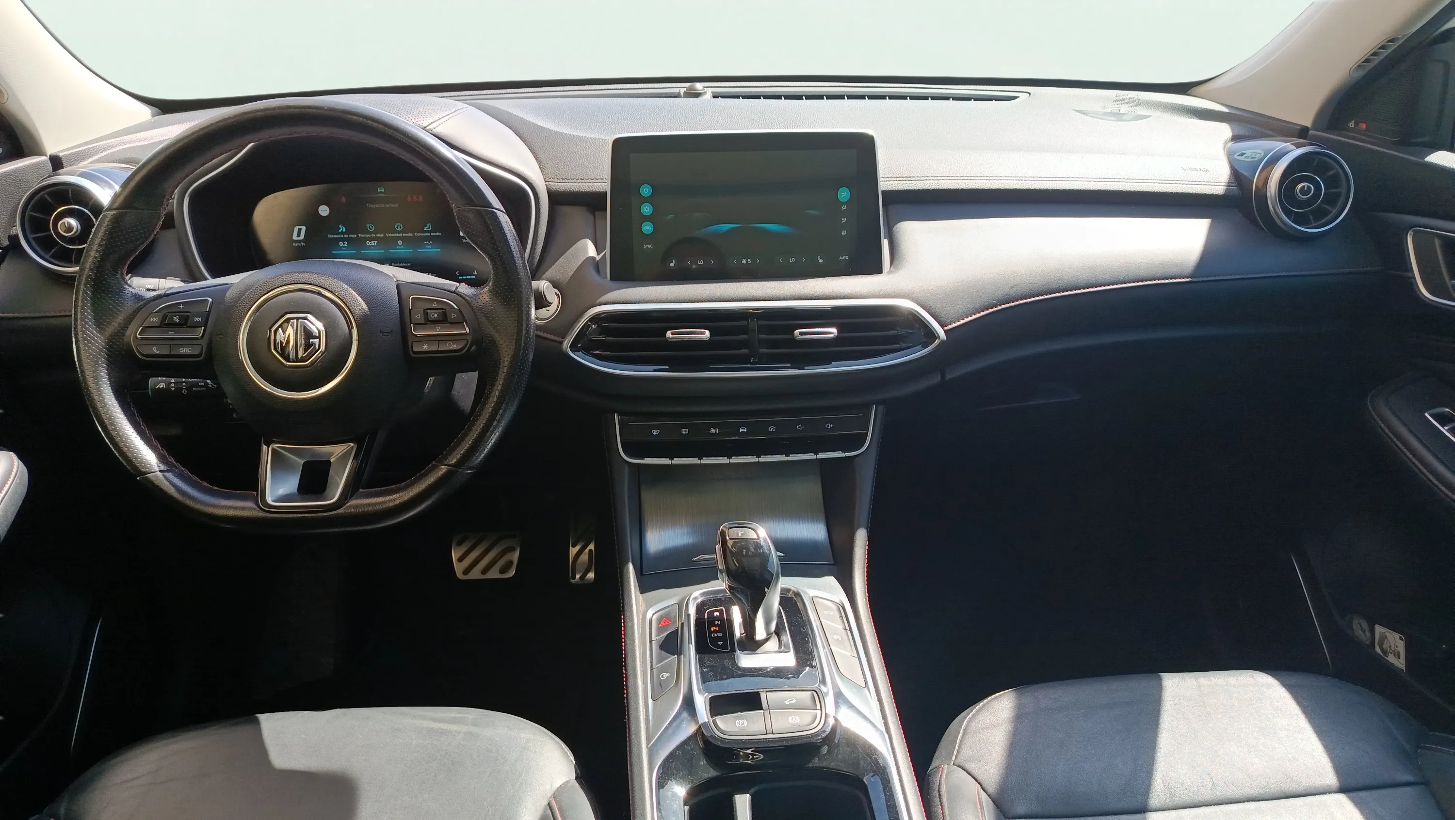 MG HS 1.5 Turbo GDI Luxury DCT - foto 10