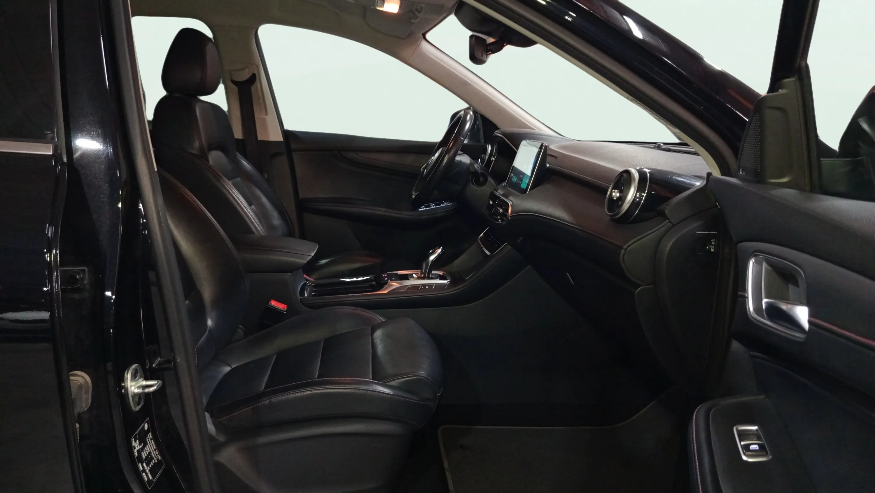 MG HS 1.5 Turbo GDI Luxury DCT - foto 14