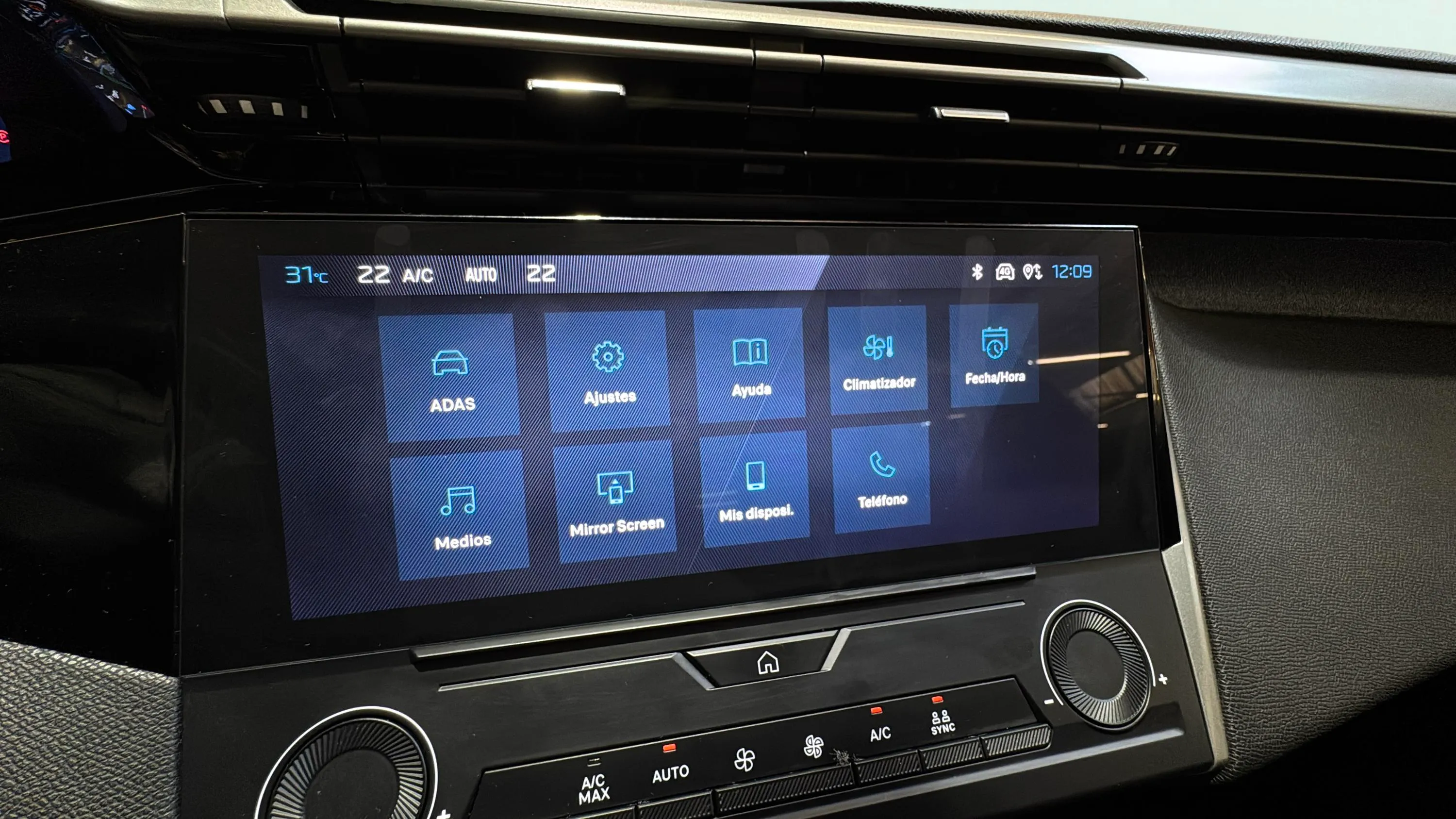 Peugeot 408 Allure Hybrid 136 eDCS6 - foto 24