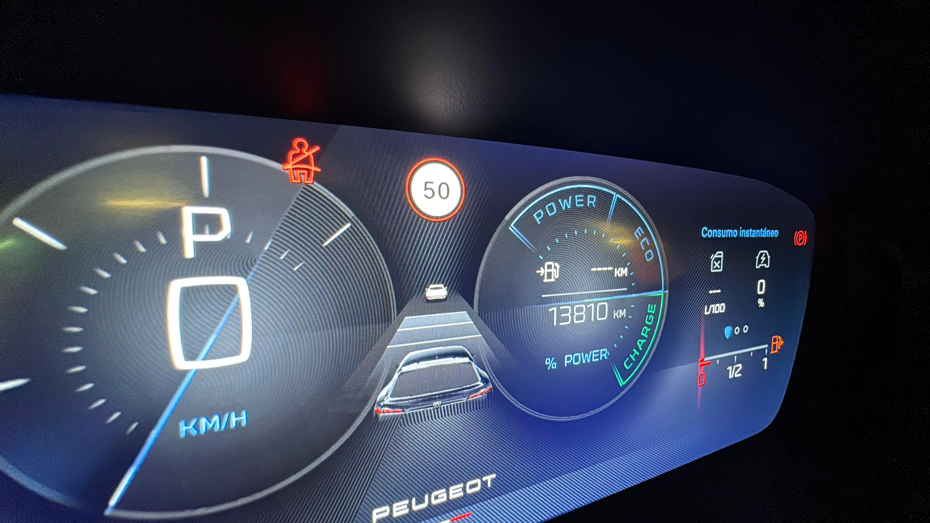Peugeot 408 Allure Hybrid 136 eDCS6 - foto 20
