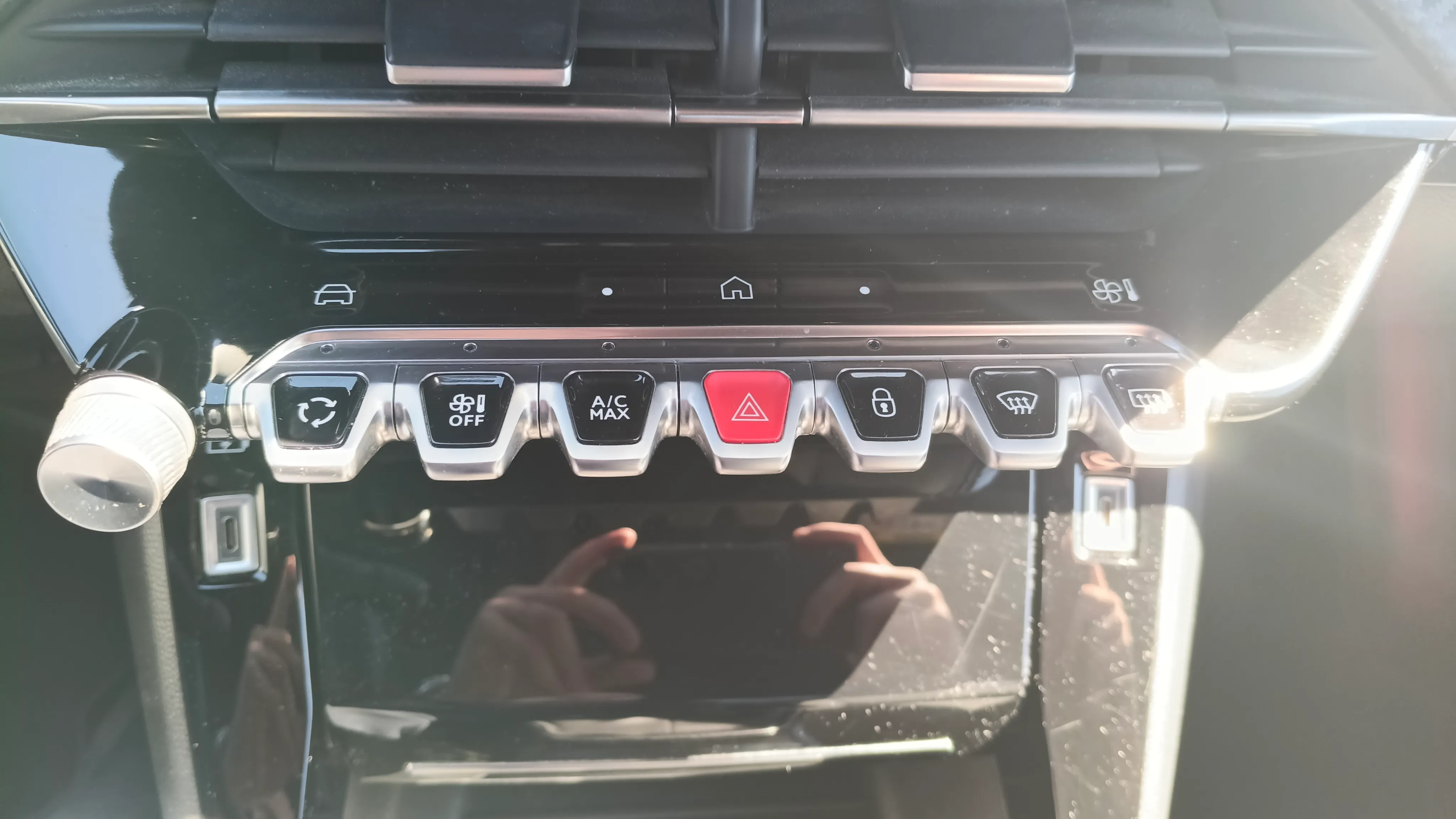 Peugeot 2008 Active Pack PureTech 100 - foto 24