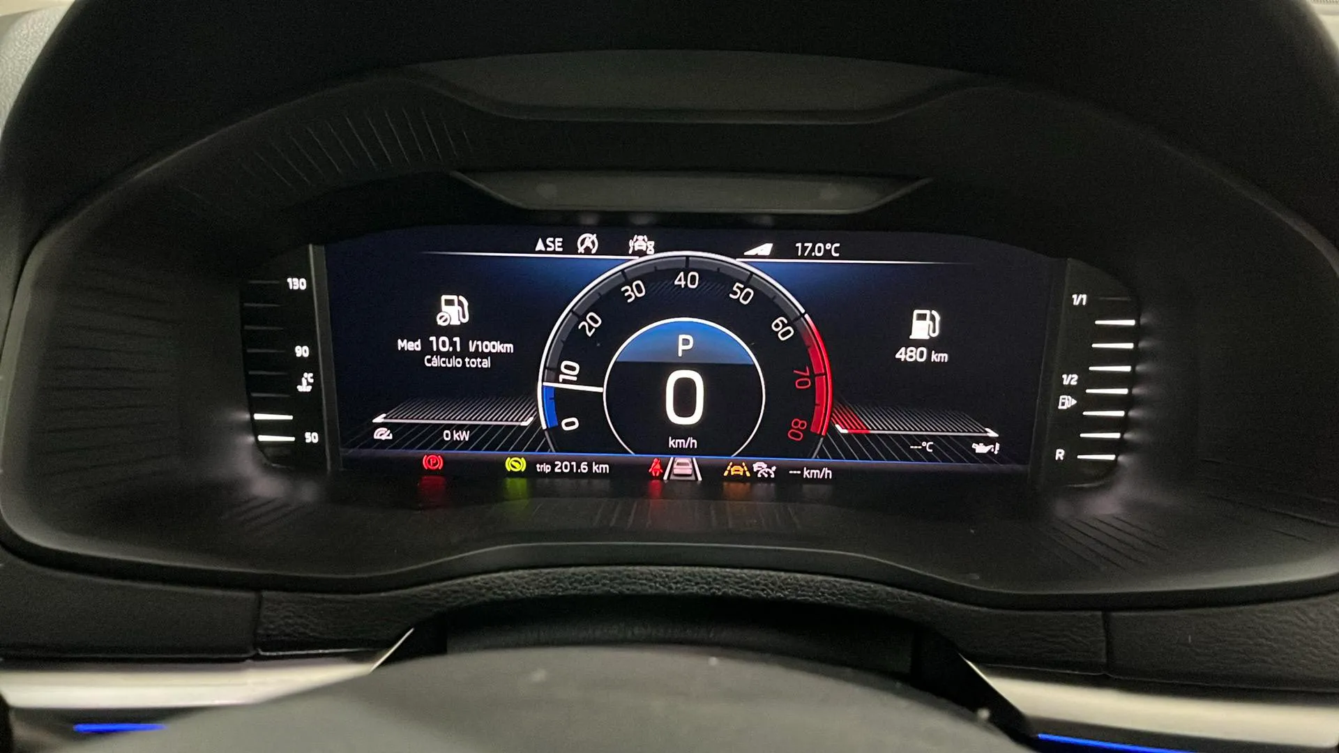 Škoda Karoq 1.5 TSI DSG ACT 125 Aniv - foto 12