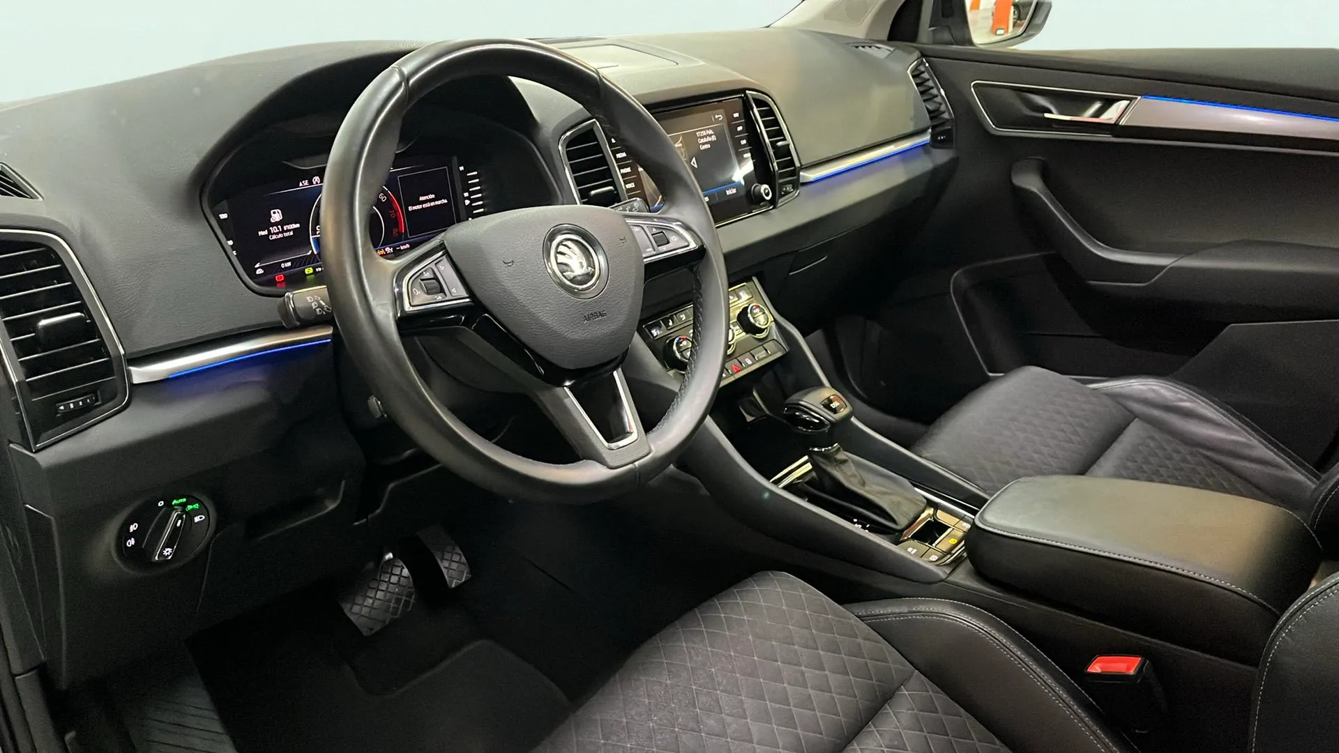Škoda Karoq 1.5 TSI DSG ACT 125 Aniv - foto 9