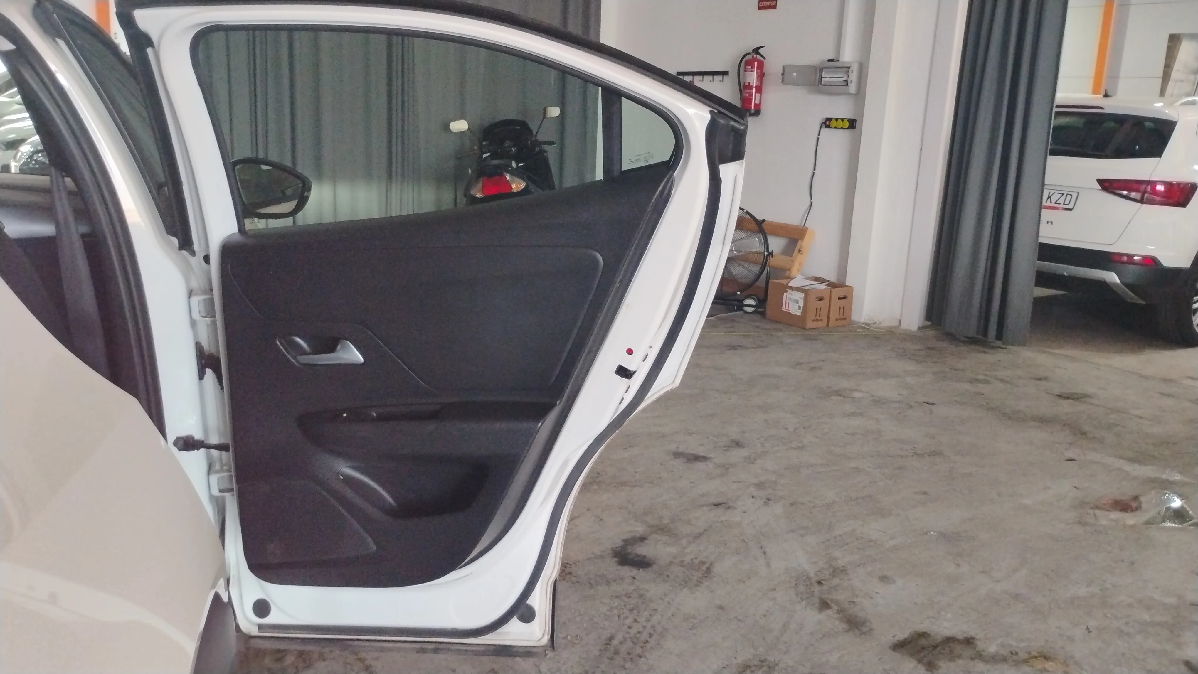 Opel Mokka 1.5 D Business Elegance - foto 18