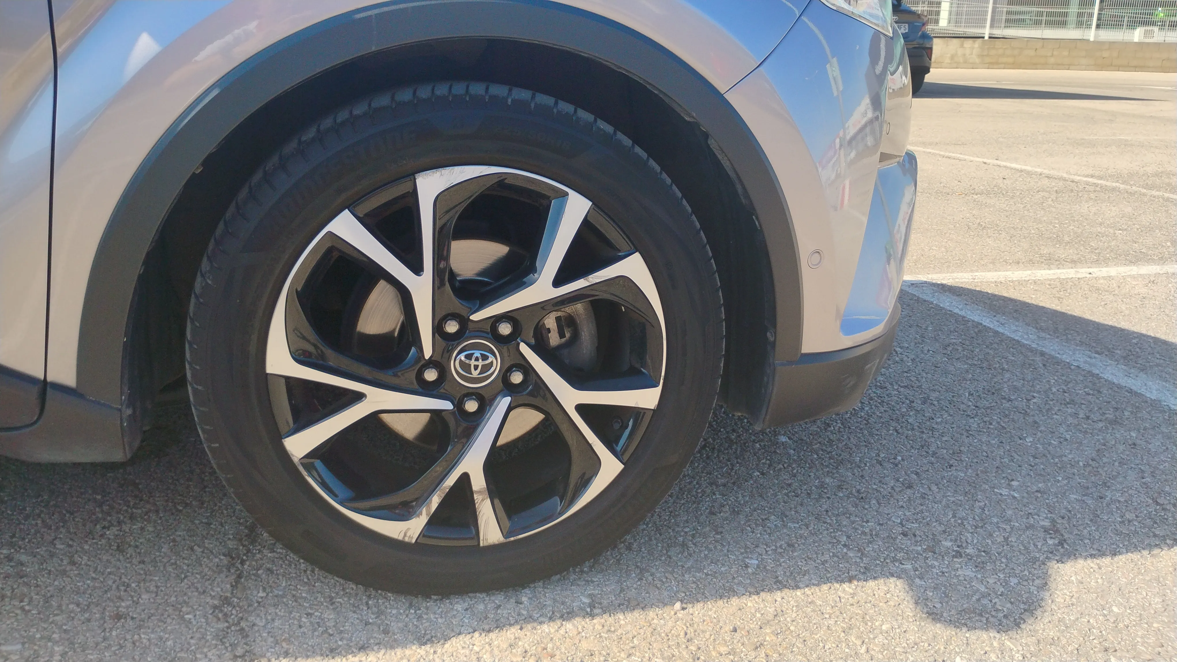 Toyota C-HR 1.8 125H Advance - foto 18