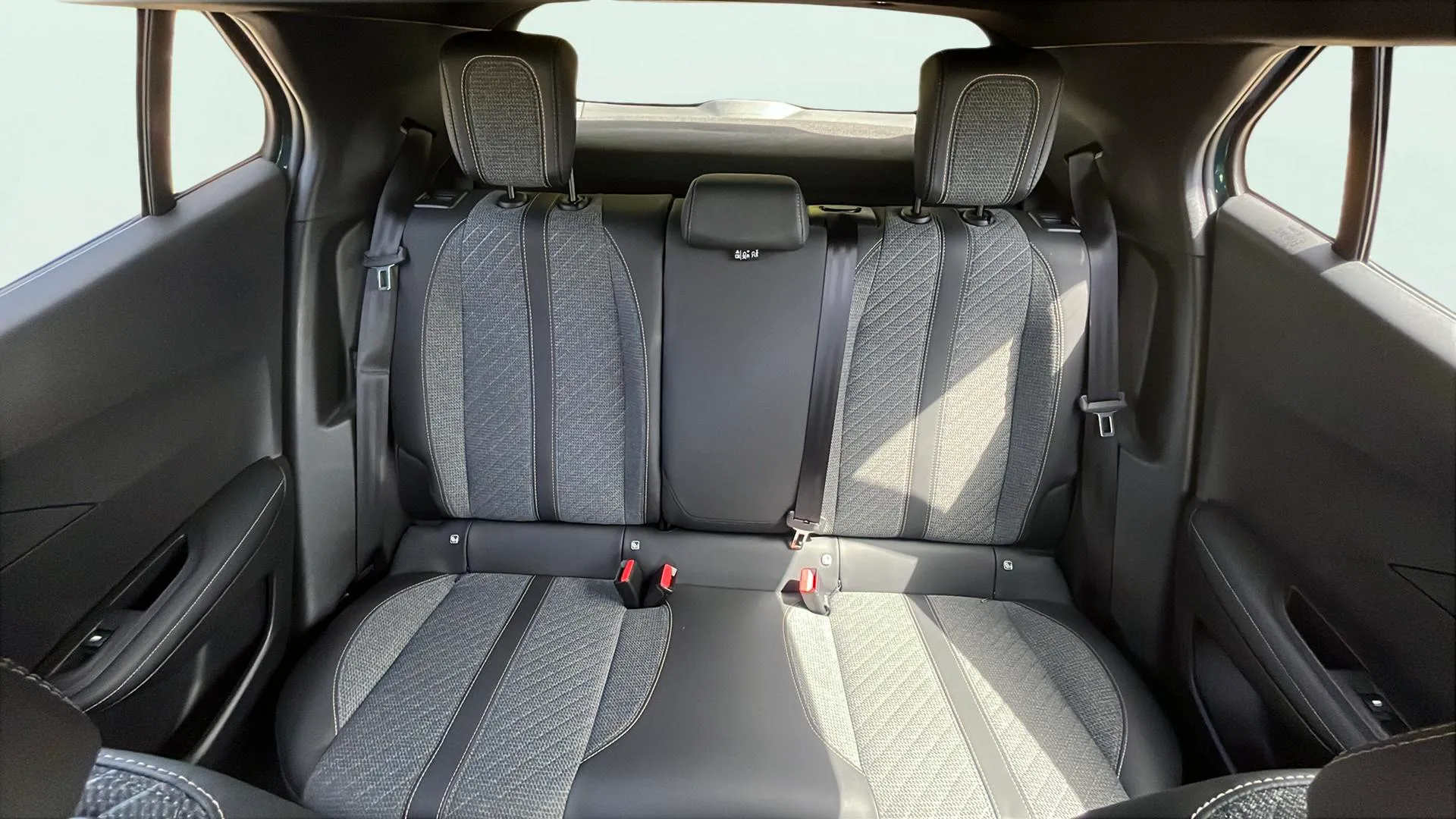 Peugeot 2008 Allure Gasolina 100 - foto 15