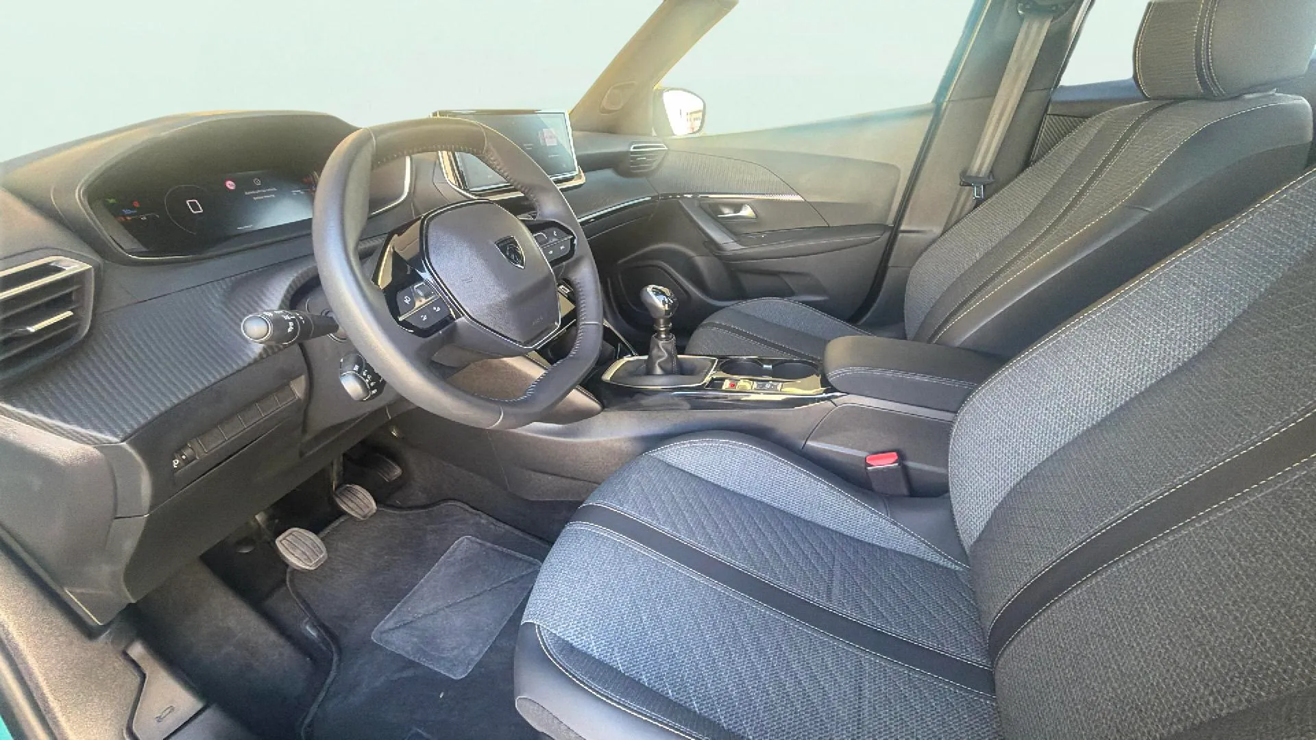 Peugeot 2008 Allure Gasolina 100 - foto 13