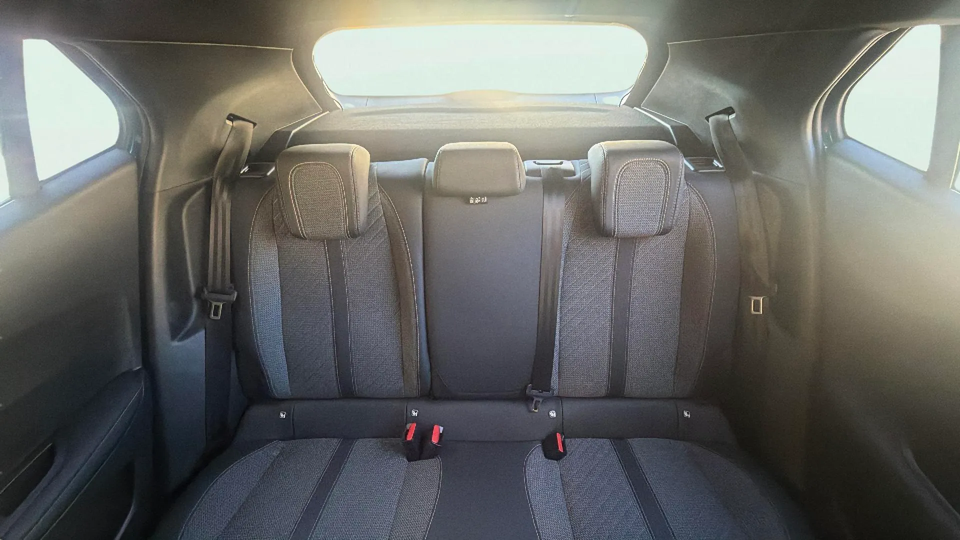 Peugeot 2008 Allure Gasolina 100 - foto 15