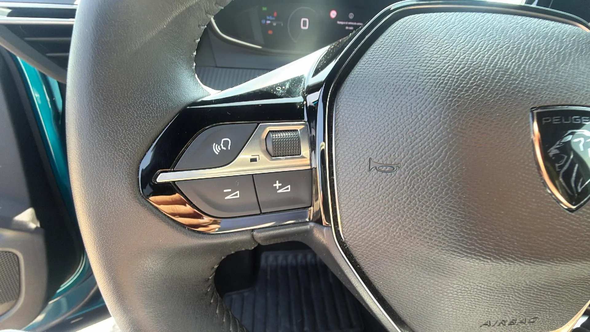 Peugeot 2008 Allure Gasolina 100 - foto 19