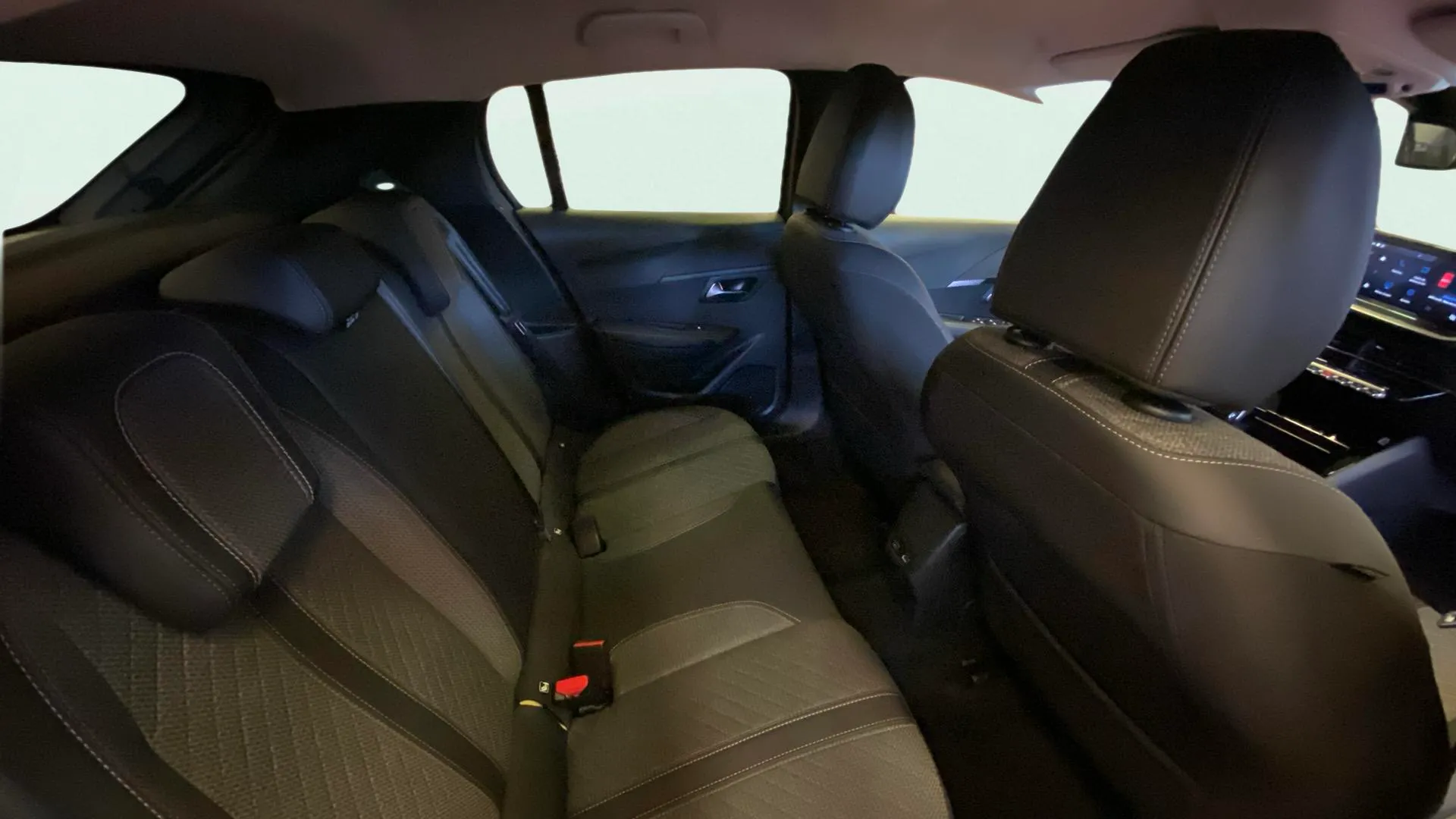 Peugeot 208 Allure Gasolina 100 - foto 15