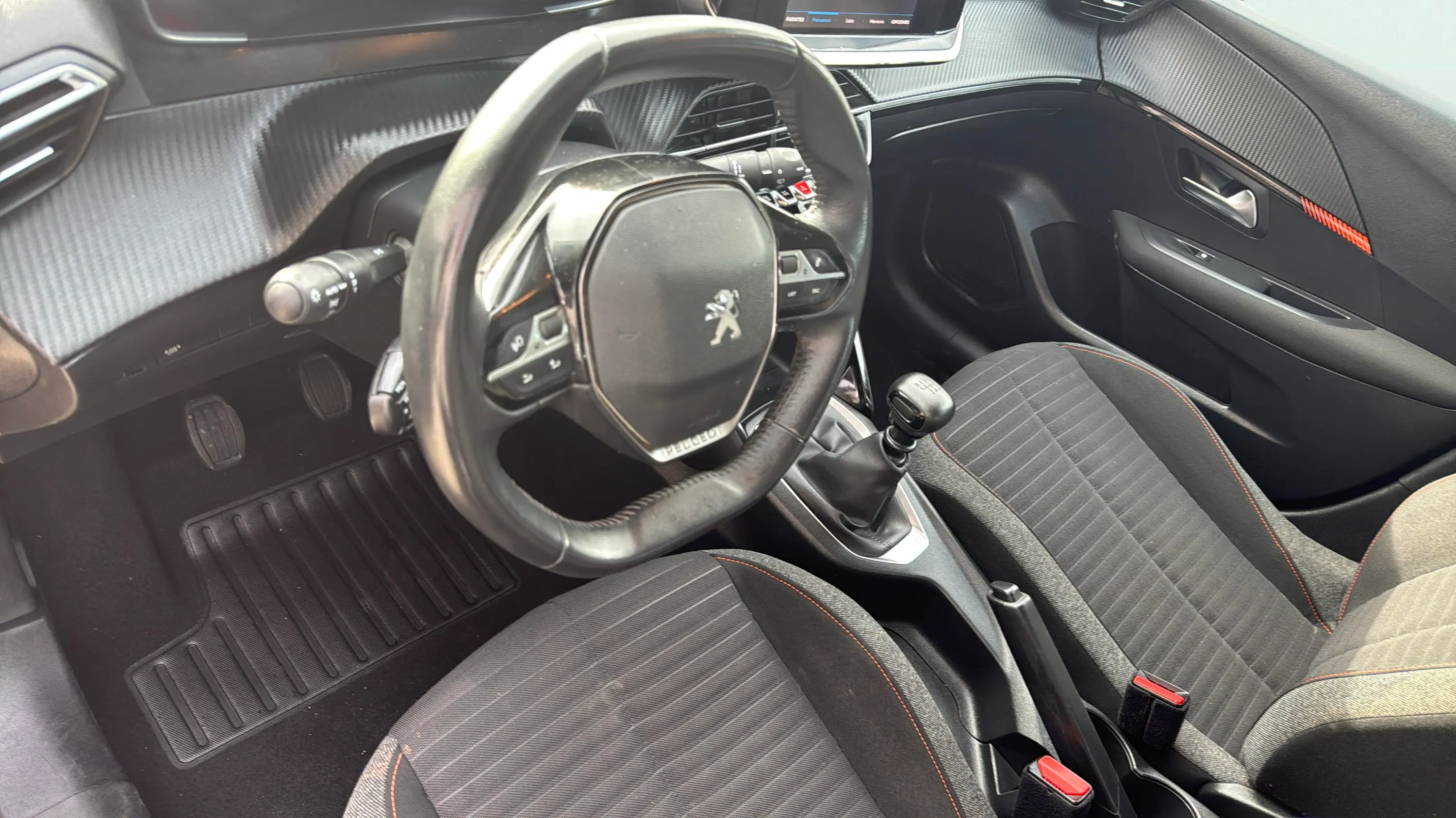 Peugeot 208 PureTech Active Pack - foto 11