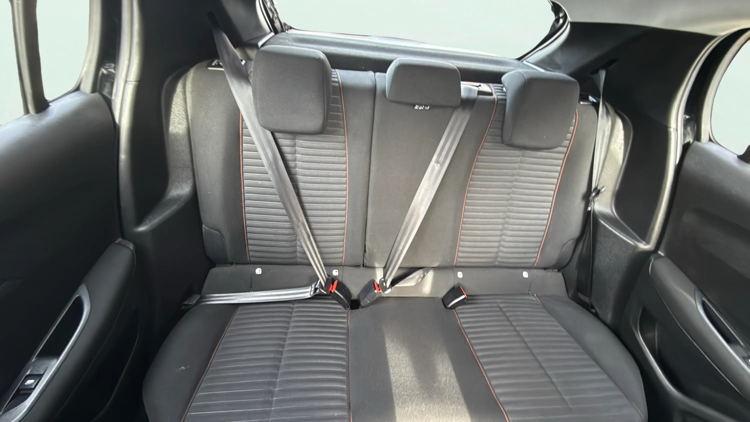 Peugeot 208 PureTech Active Pack - foto 18