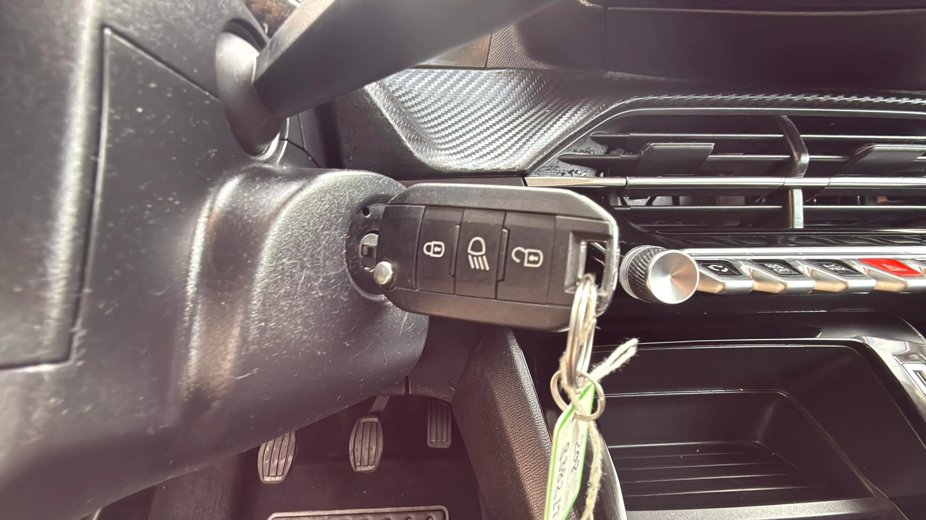 Peugeot 208 PureTech Active Pack - foto 12