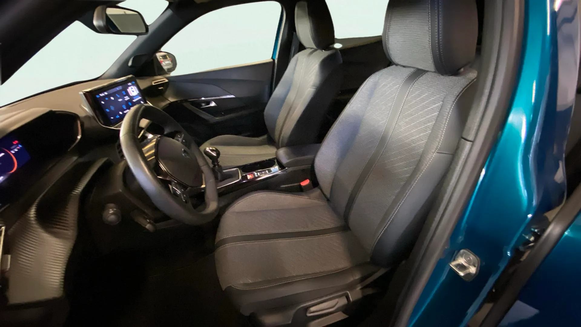 Peugeot 2008 Allure Gasolina 100 - foto 10