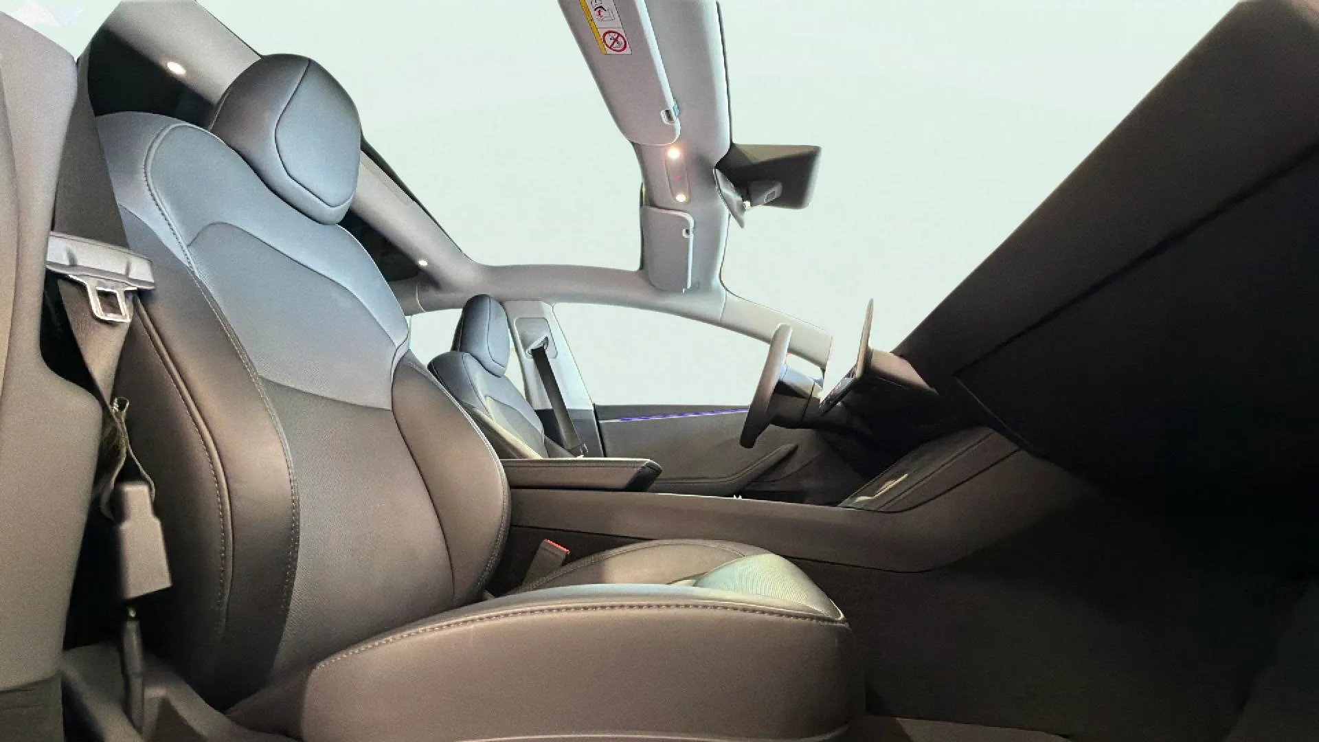 Tesla Model 3 RWD - foto 20