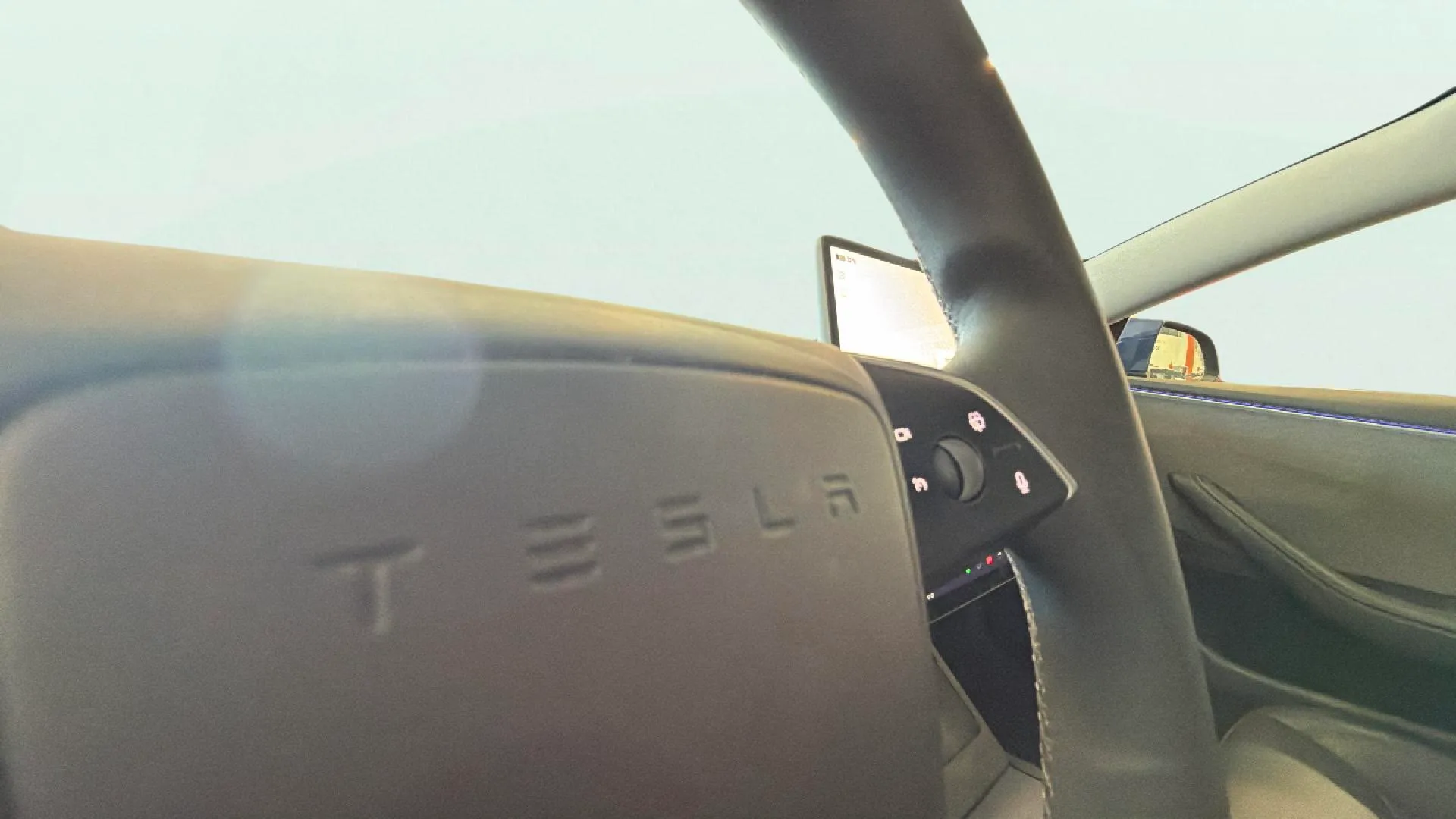 Tesla Model 3 RWD - foto 28