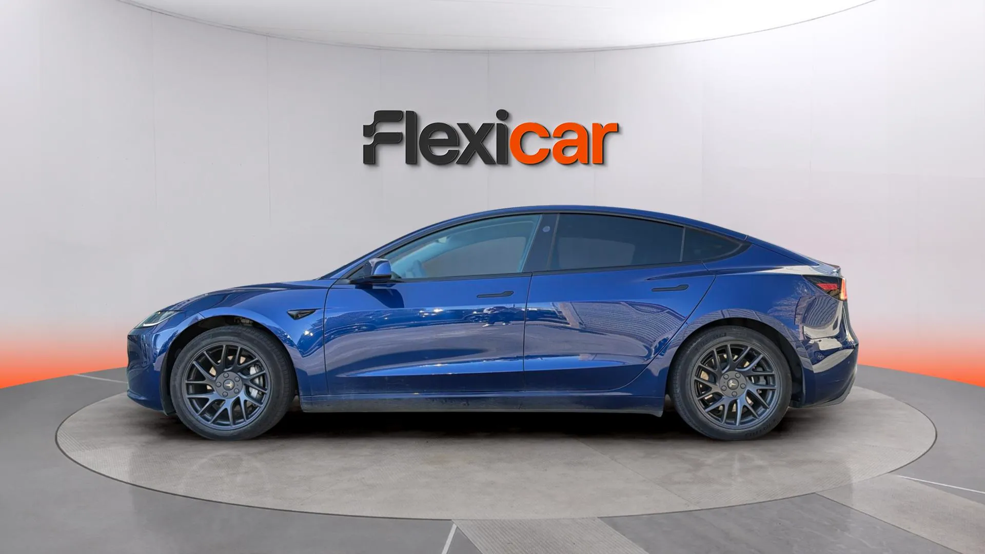 Tesla Model 3 RWD - foto 4