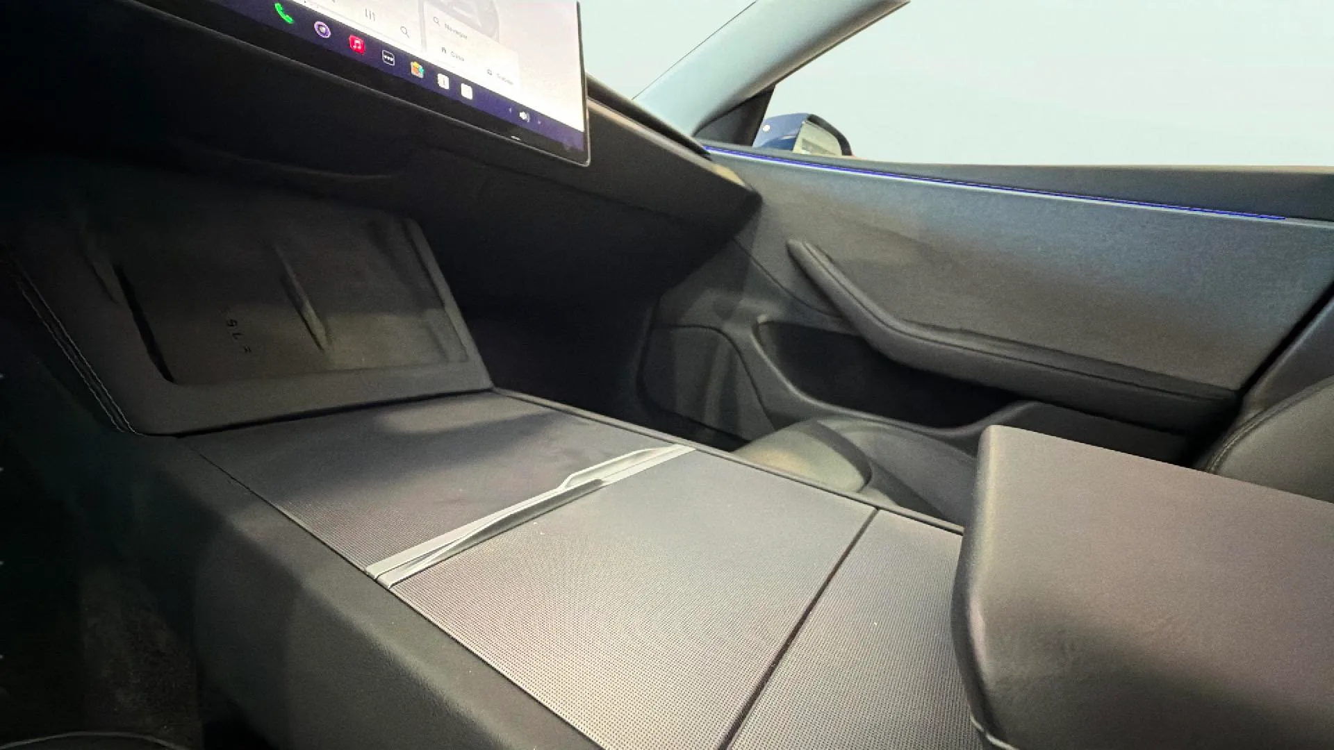 Tesla Model 3 RWD - foto 12