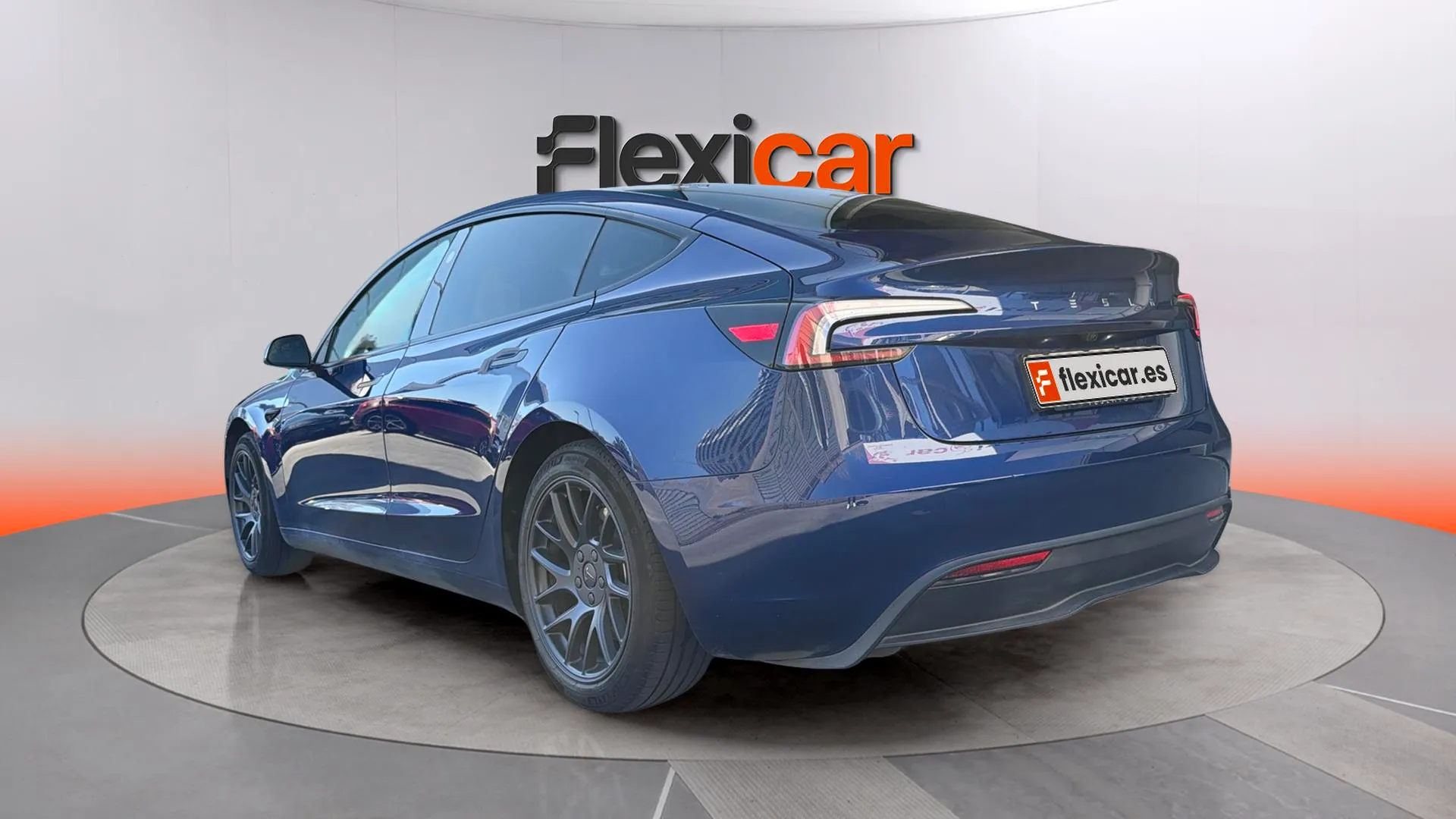 Tesla Model 3 RWD - foto 5
