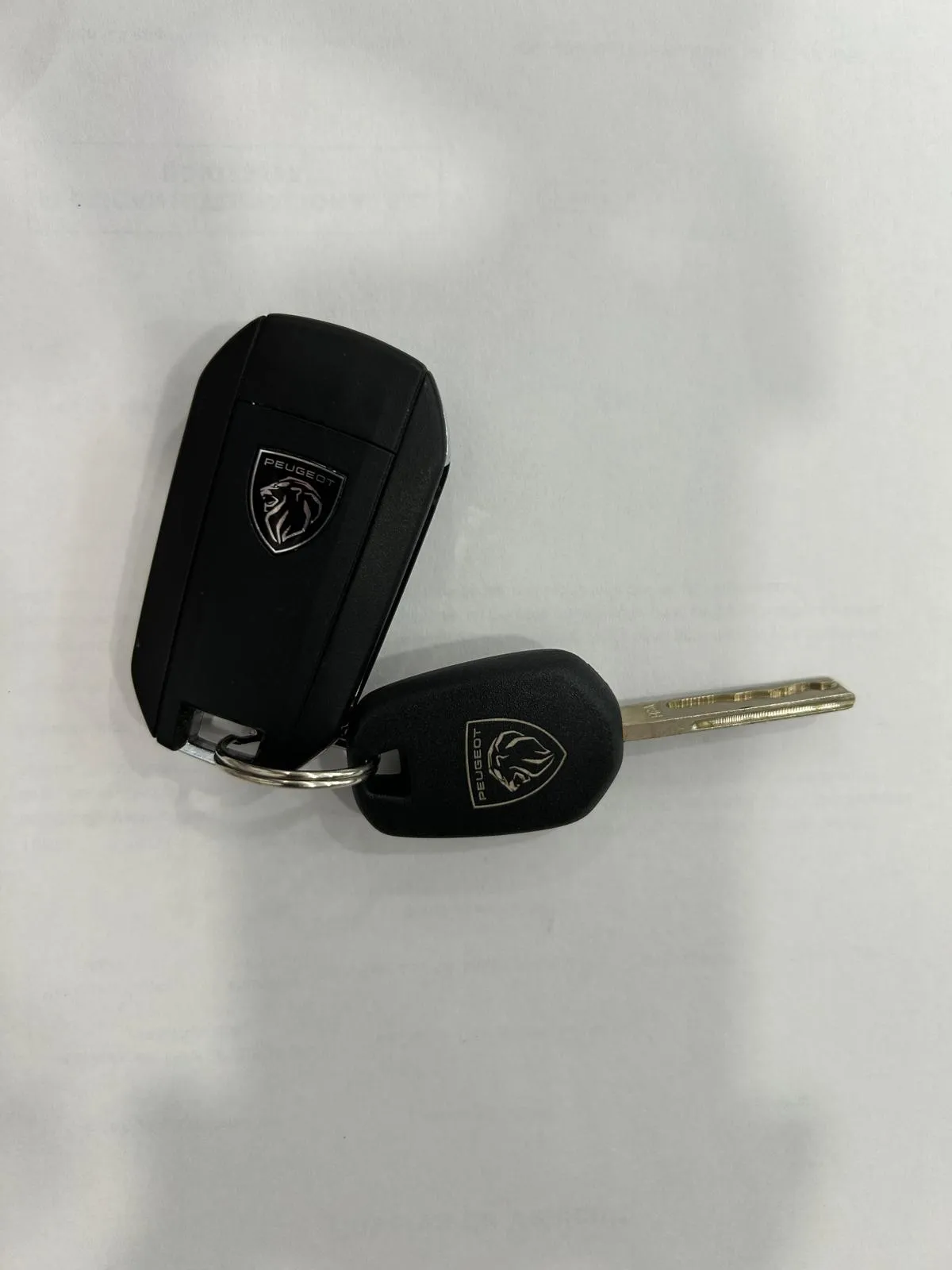 Peugeot 2008 Allure Gasolina 100 - foto 19