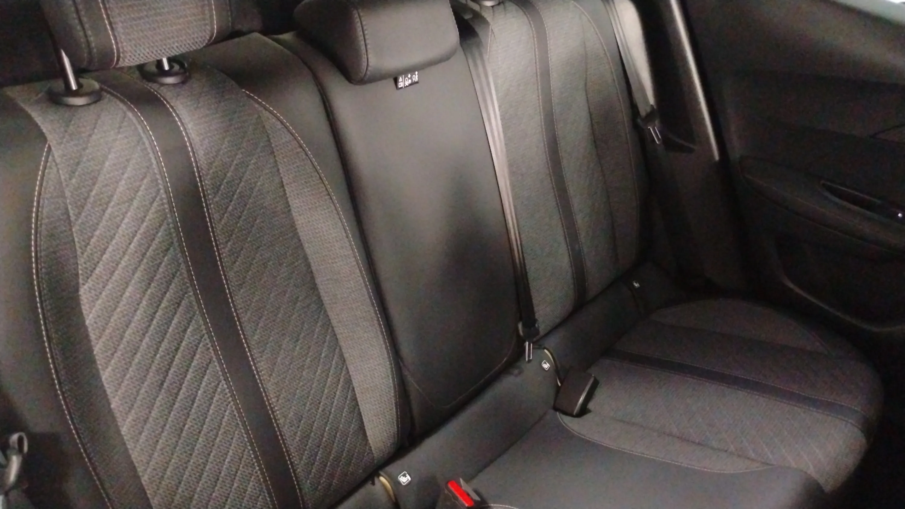 Peugeot 2008 Allure Gasolina 100 - foto 14