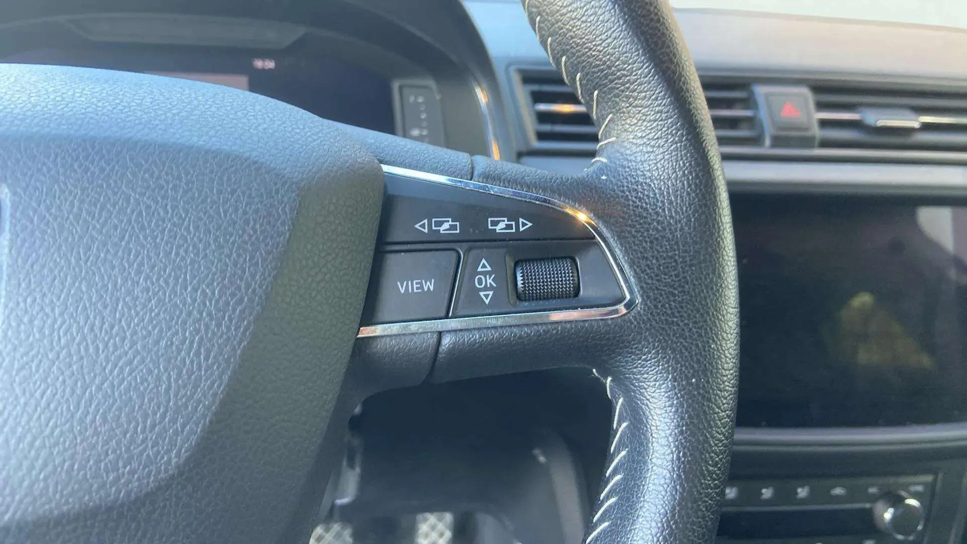 SEAT Arona 1.6 TDI Xcellence Edition Eco - foto 15