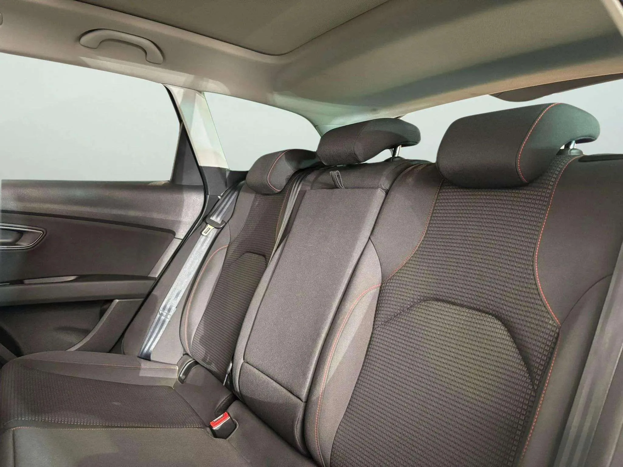 SEAT León ST 1.8 TSI FR - foto 13