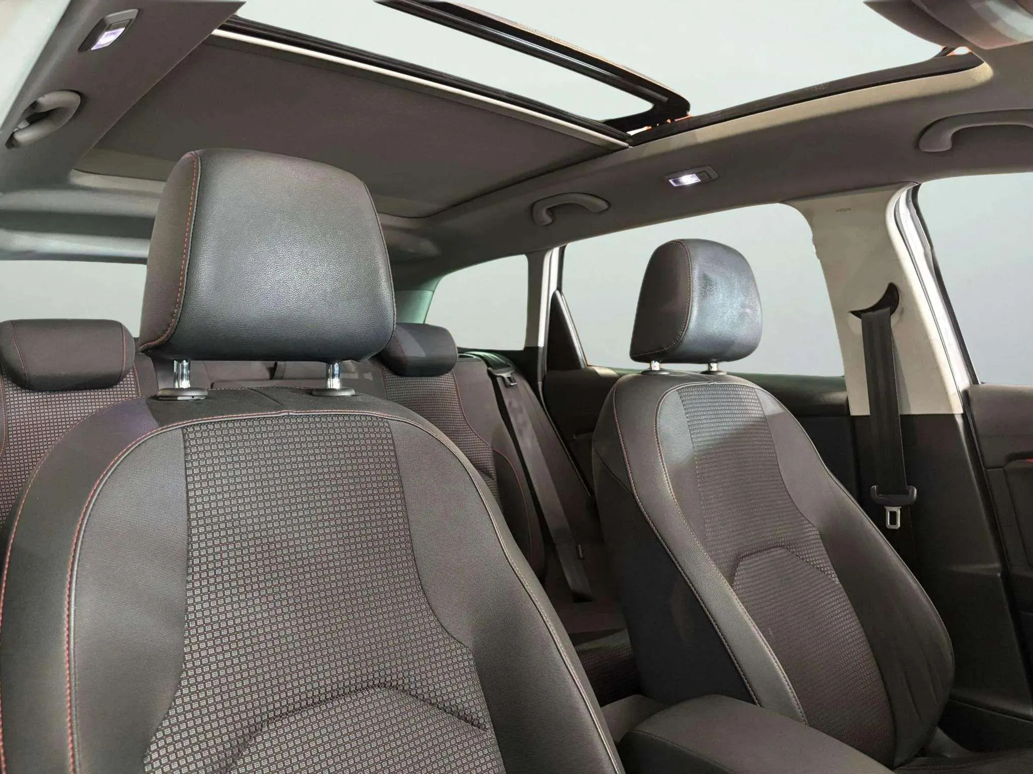 SEAT León ST 1.8 TSI FR - foto 11