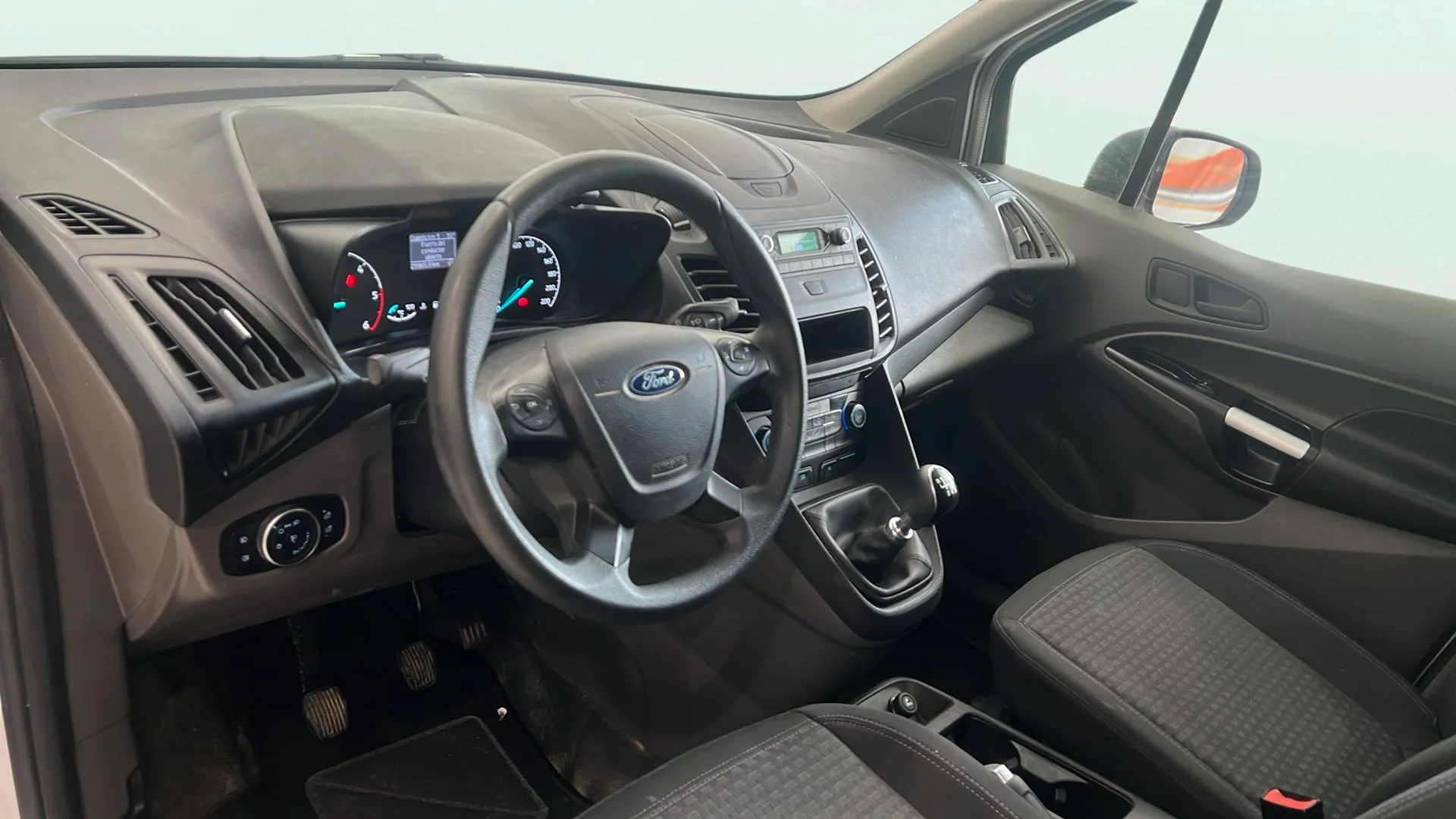 Ford Transit Connect 1.5cc - foto 10