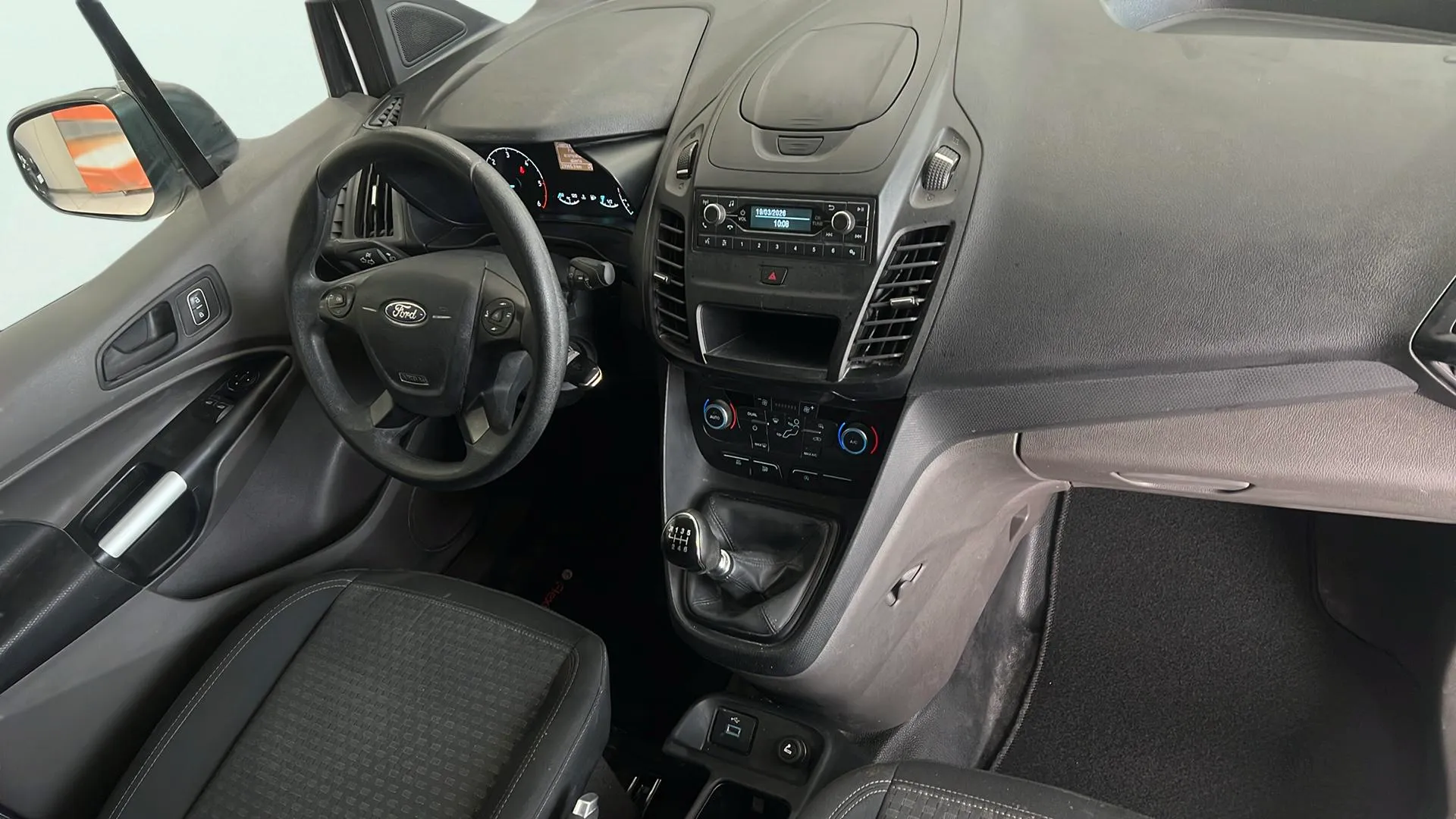Ford Transit Connect 1.5cc - foto 9