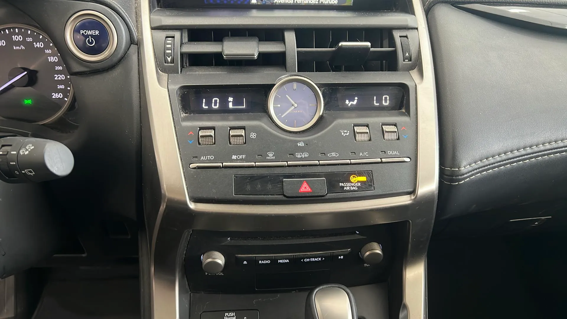 Lexus NX 2.5 300h Business Navigation 2WD - foto 15