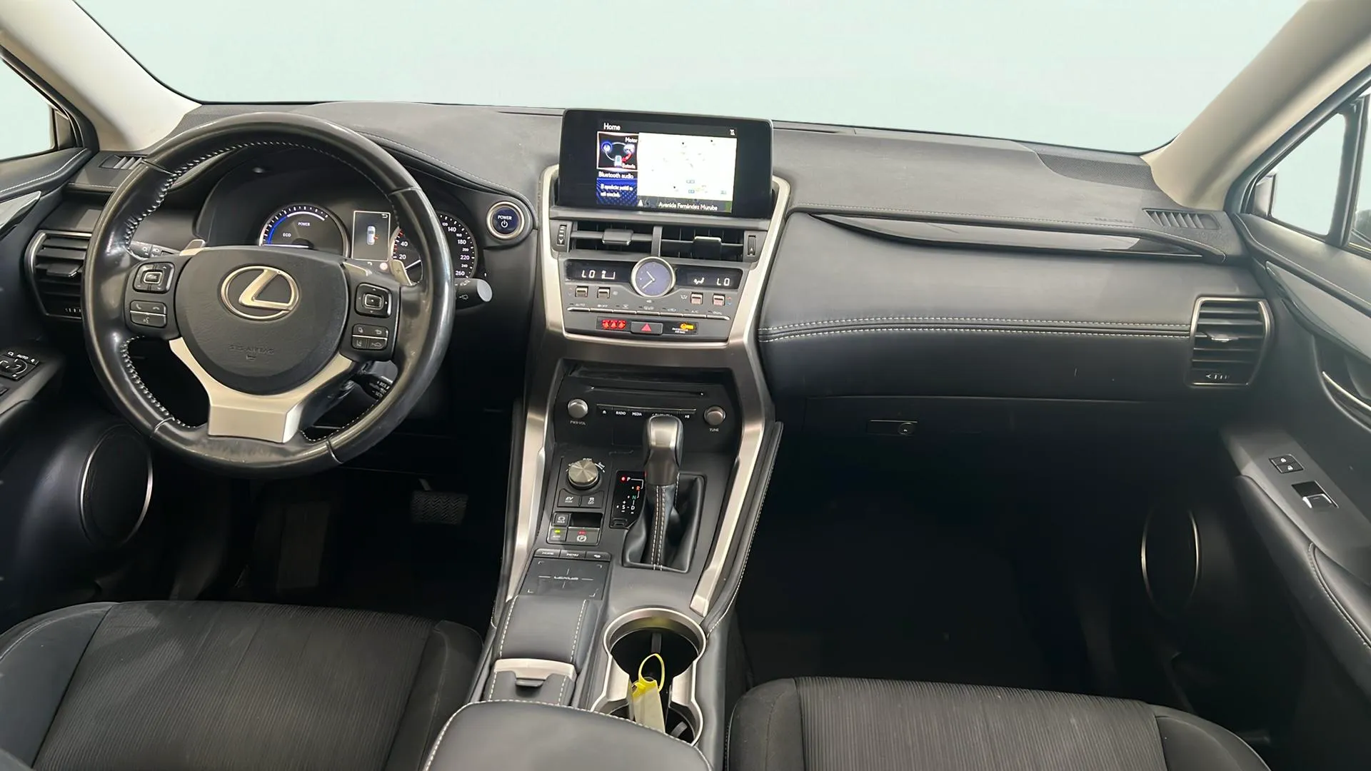 Lexus NX 2.5 300h Business Navigation 2WD - foto 10