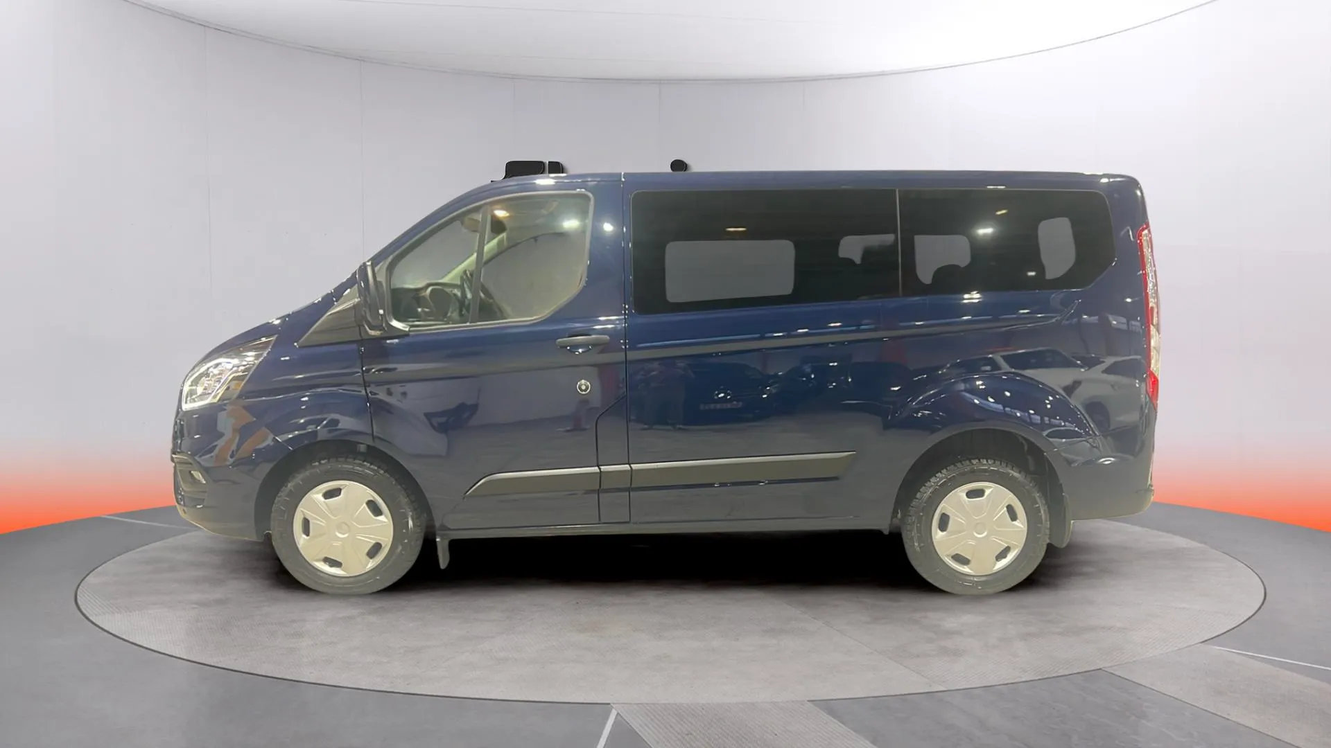 Ford Transit Custom Kombi 2.0 TDCi 320 L1 Nugget - foto 4