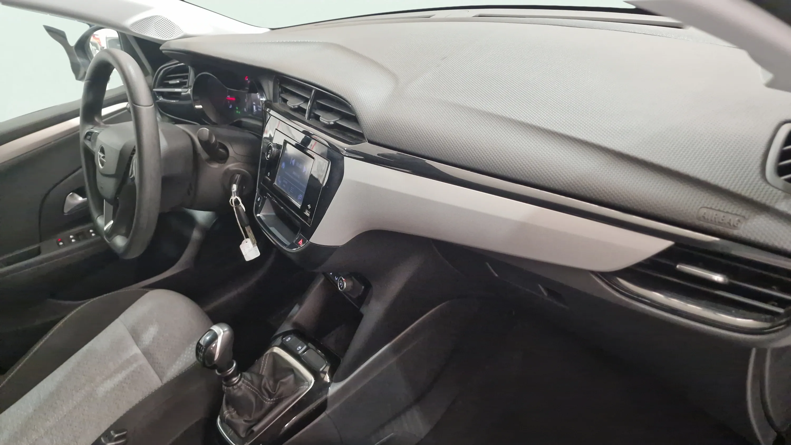 Opel Corsa 1.2T XHL Edition - foto 13